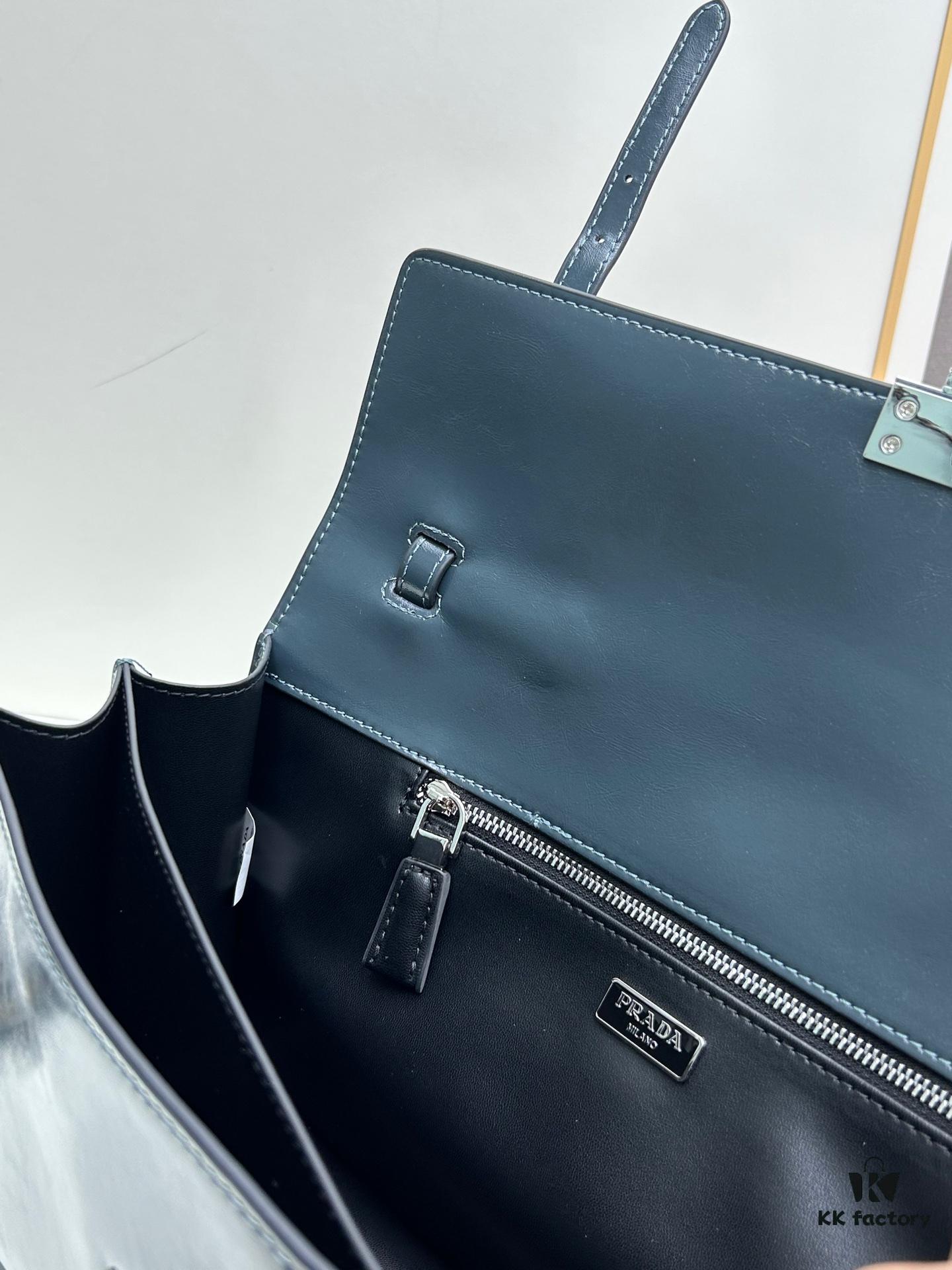 PRADA Counter New Arrival 🎉 (All-Leather Series) [Original Order Quality with Matched Counter Hardware] Full-Grain Wax Oil Calfskin