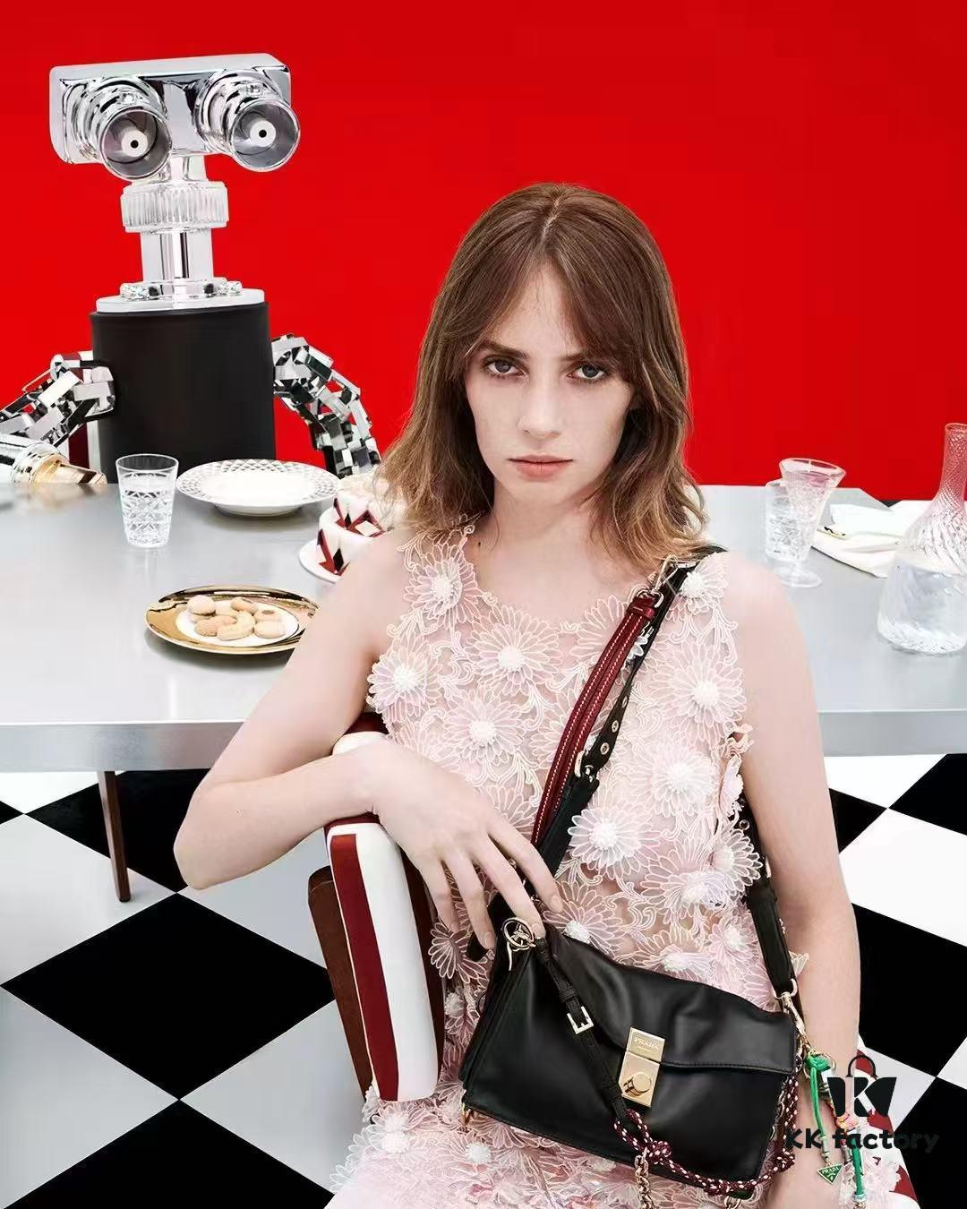 Large PRADA Counter with Gift Box, Celebrity Style 🎉 First-Layer Cowhide [Original Quality Match + Store Version Hardware]