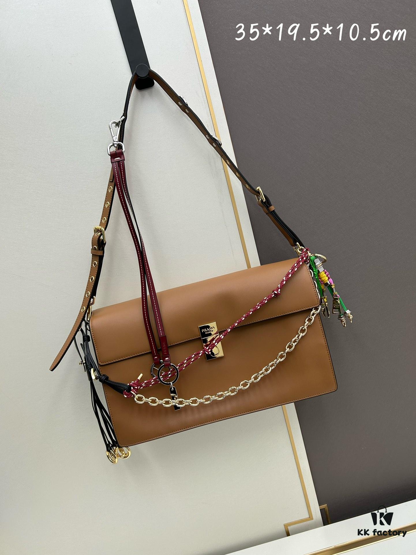 Large PRADA Counter Model with Gift Box, Celebrity Same Style 🎉 Full-Grain Leather [Original Order Quality + Matching Counter Hardware], Soft and Comfortable Touch, Spacious Capacity