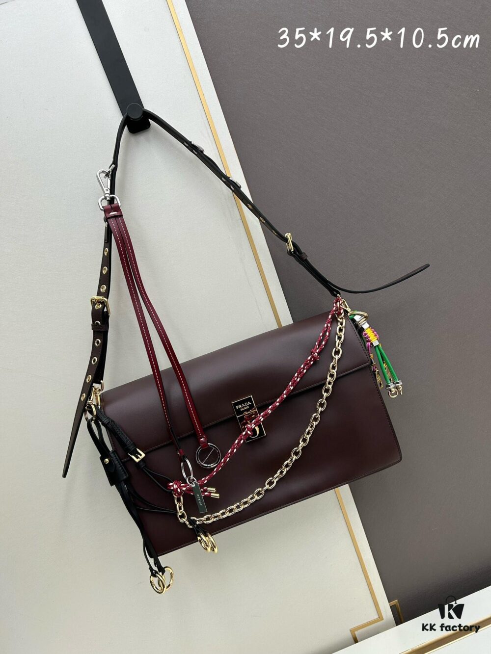 Large PRADA Cabinet Version with Gift Box, Celebrity Same Style 🎉 First-Layer Cowhide [Original Order Quality + Matching Cabinet Metal Hardware], Soft and Comfortable Touch, High Capacity