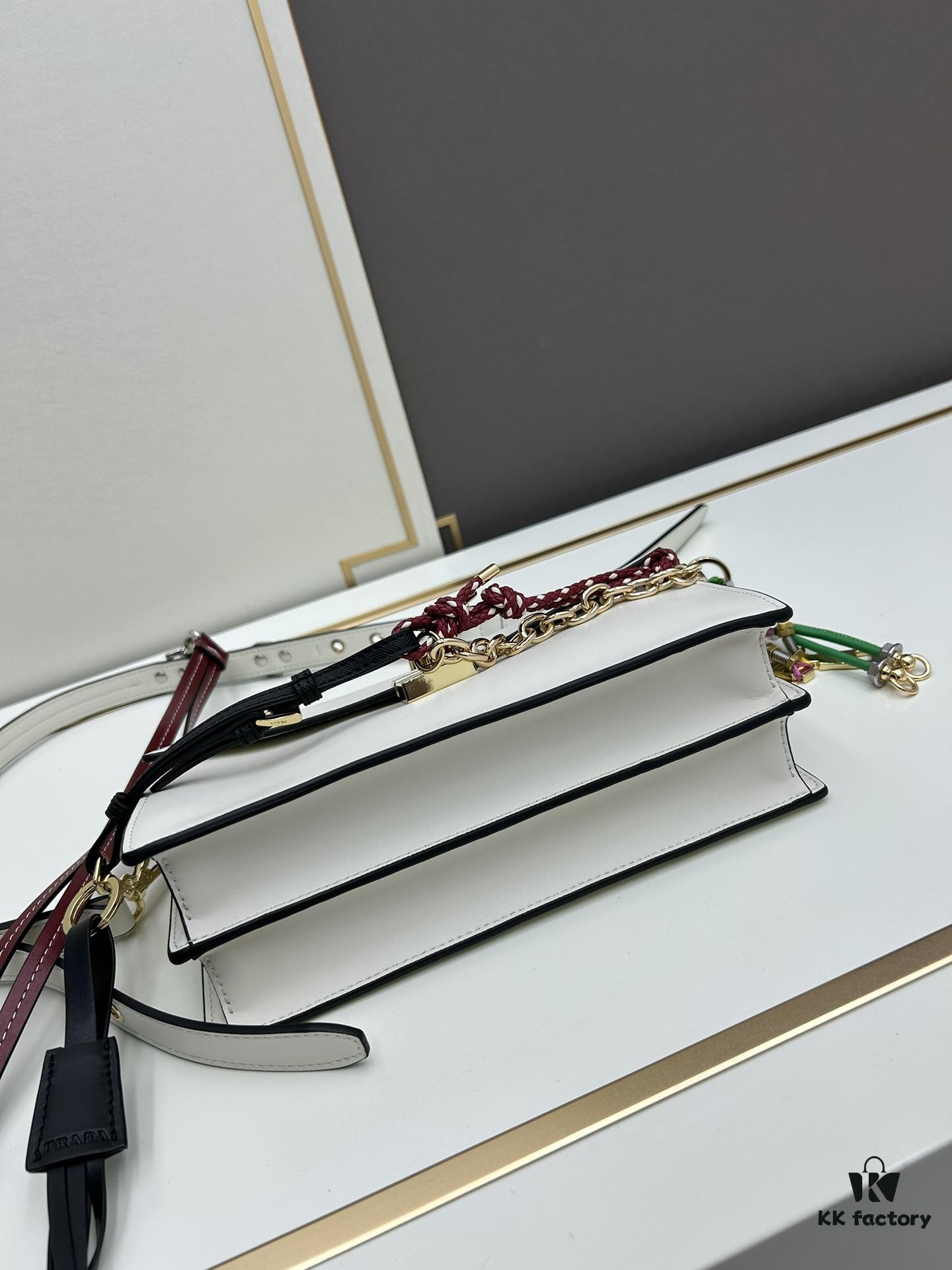 Small PRADA Counter with Gift Box, Celebrity Same Style 🎉 Genuine Leather [Original Quality + Matching Counter Hardware], Soft and Comfortable Touch, Large Capacity