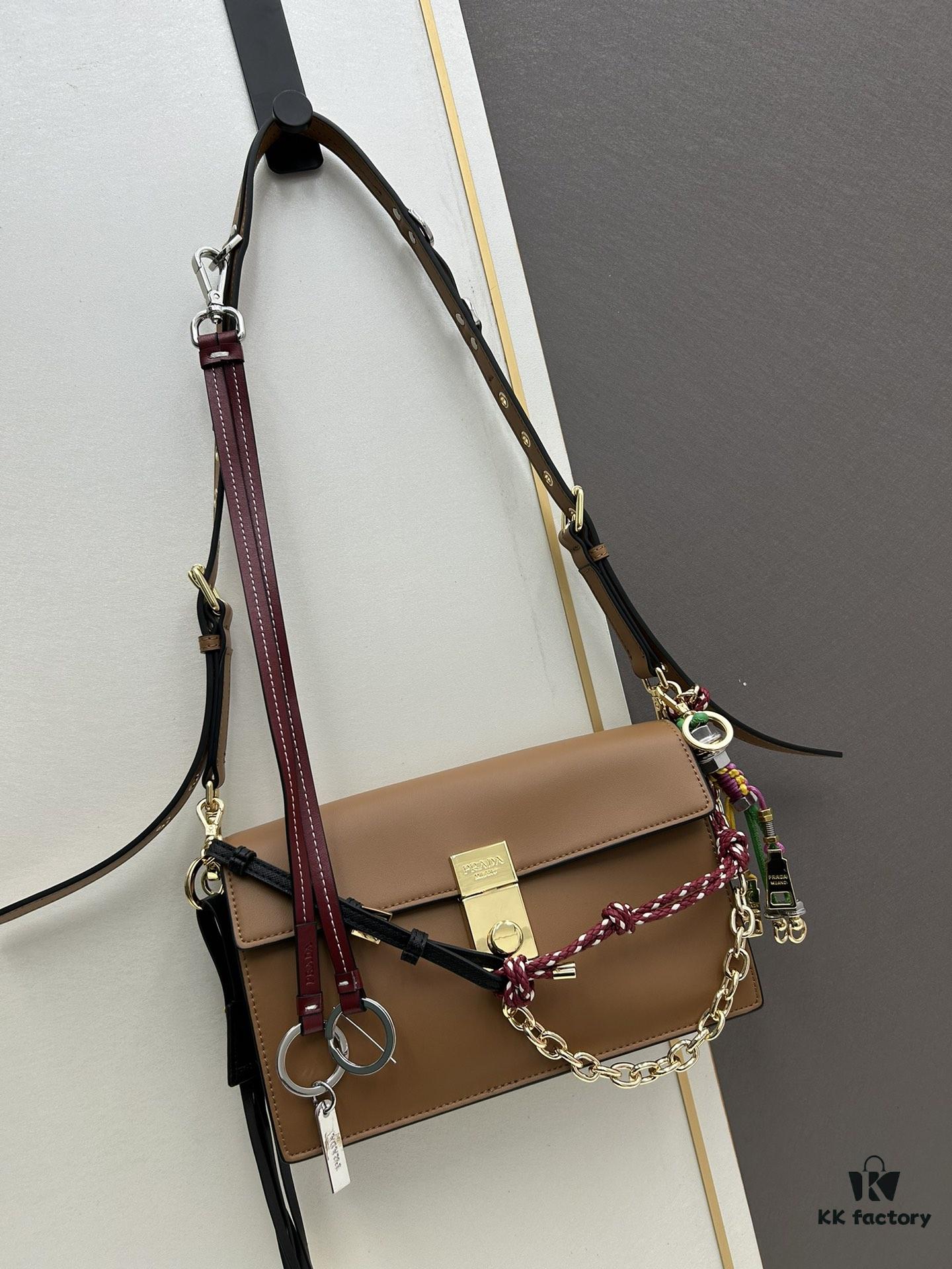 Small PRADA Counter with Gift Box, Celebrity Same Style 🎉 First Layer Cowhide [Original Quality + Matching Counter Hardware]