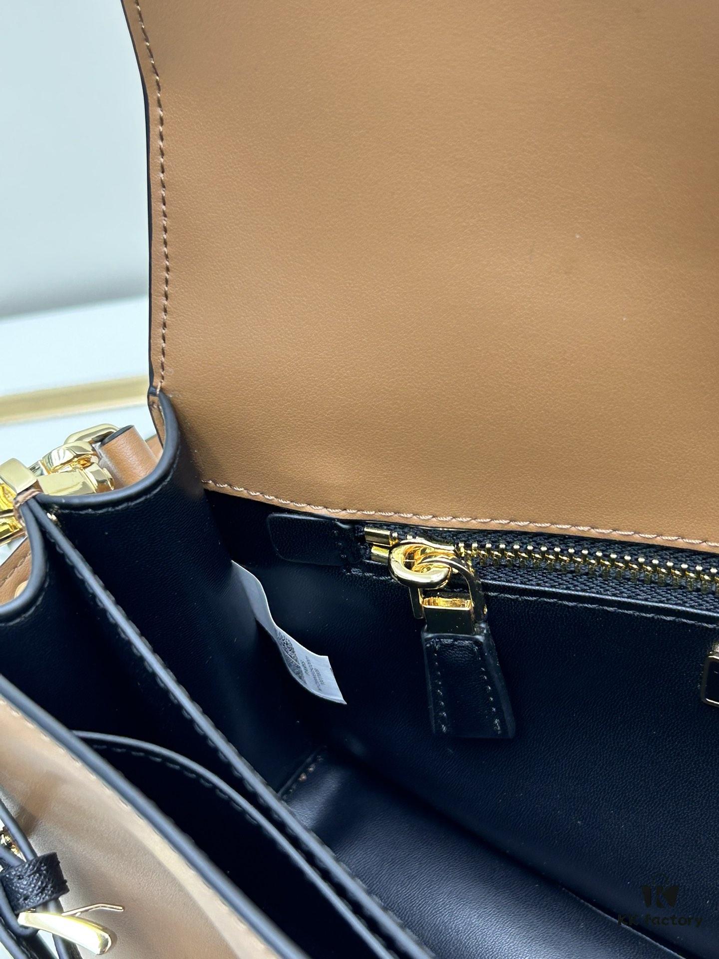 Small PRADA Counter with Gift Box, Celebrity Same Style 🎉 First Layer Cowhide [Original Quality + Matching Counter Hardware]