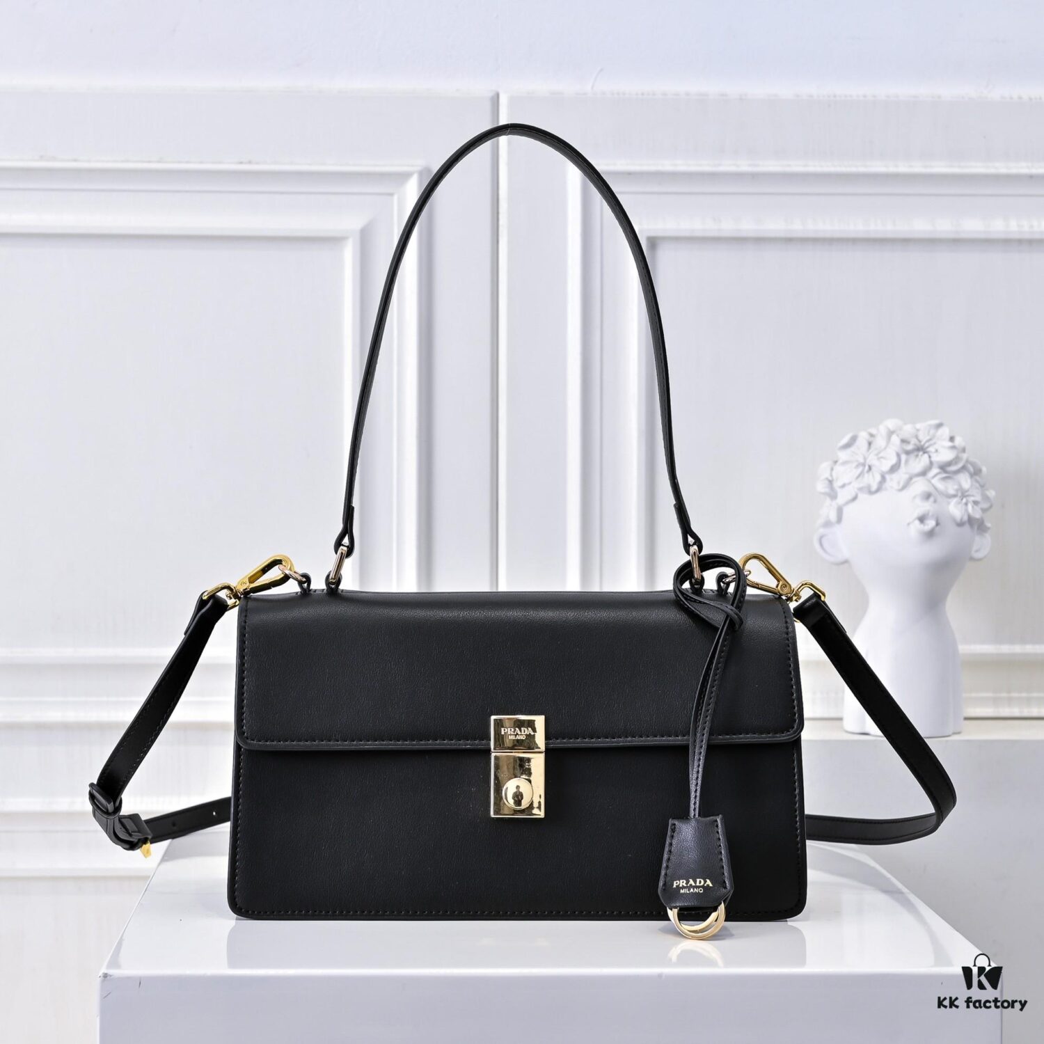 ✨New Launch✨ 2025 PRADA Pre-Spring Soft Sound Handbag, Imported Plain Calfskin