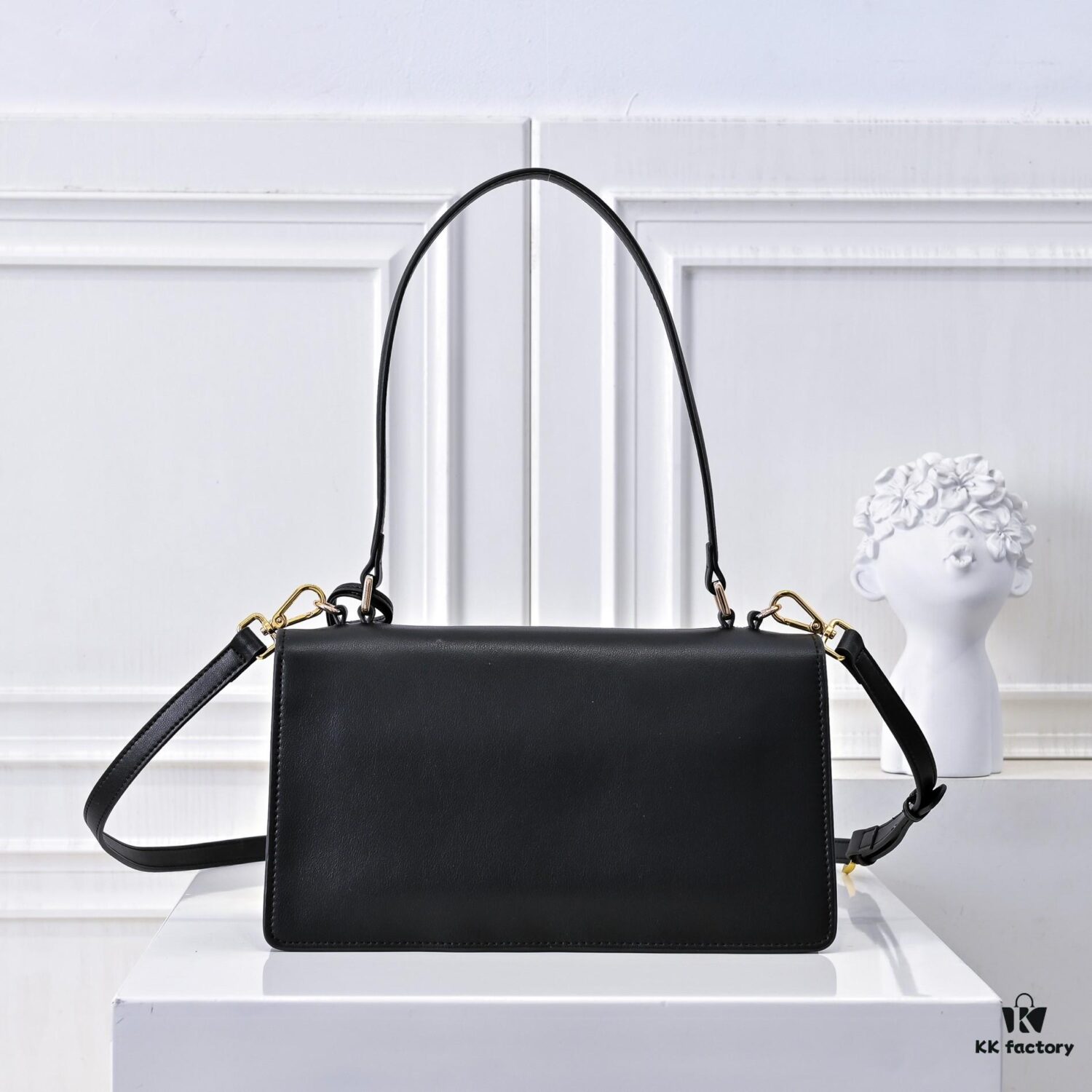 ✨New Launch✨ 2025 PRADA Pre-Spring Soft Sound Handbag, Imported Plain Calfskin