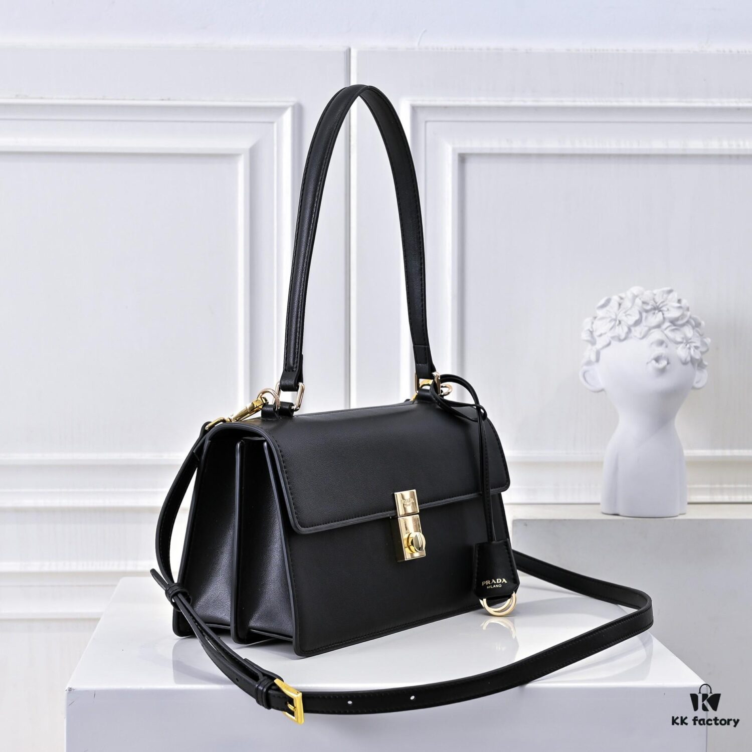 ✨New Launch✨ 2025 PRADA Pre-Spring Soft Sound Handbag, Imported Plain Calfskin