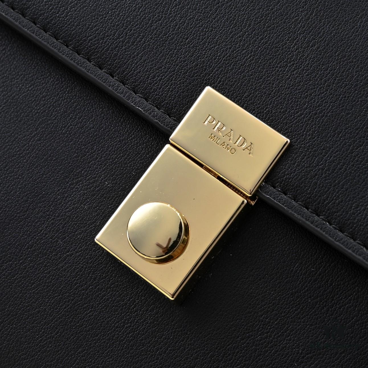 ✨New Launch✨ 2025 PRADA Pre-Spring Soft Sound Handbag, Imported Plain Calfskin