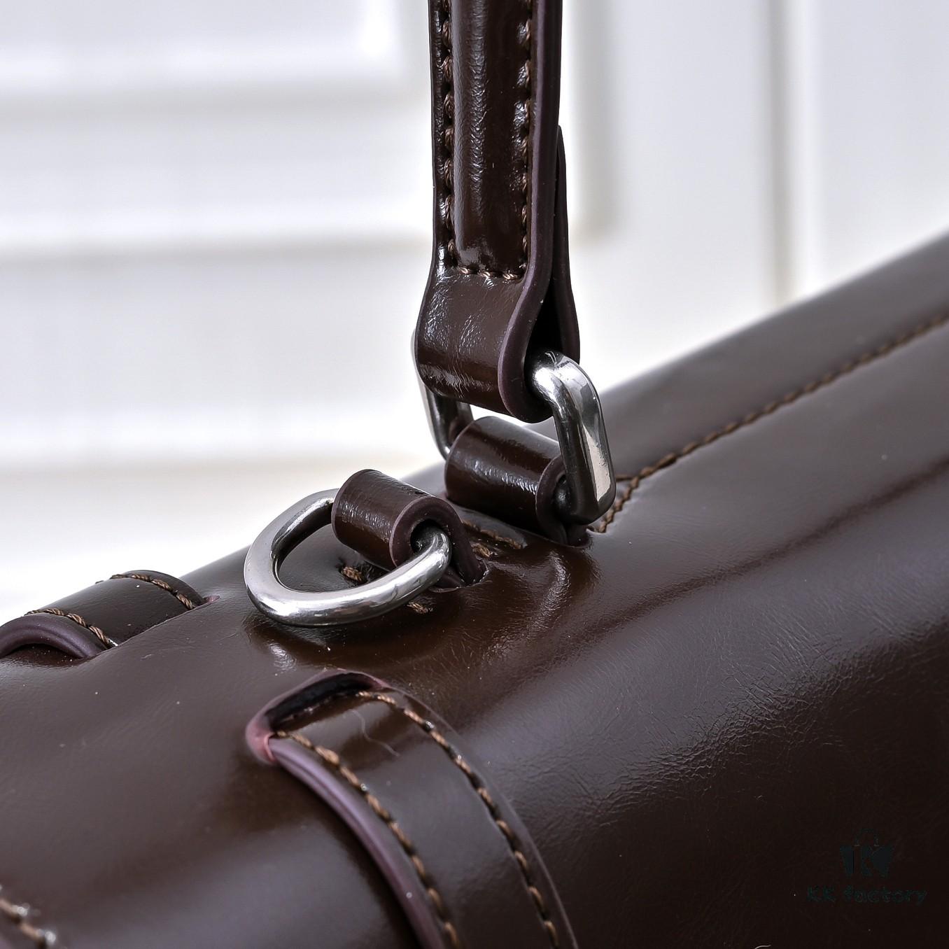 ✨New Launch✨ 2025 PRADA Pre-Spring Soft Sound Handbag in Suede Oil Wax Leather