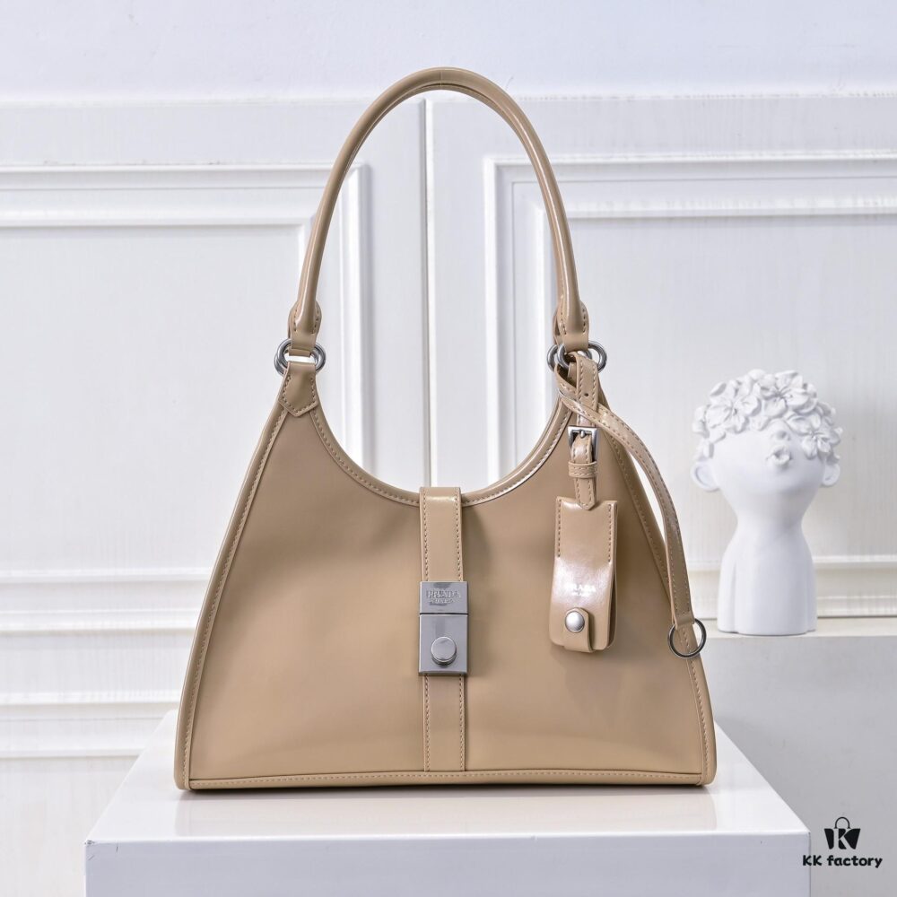 Early Spring Celebration 🎉 PRADA Counter New Arrival 🎉 (All-Leather Series) [Original Order Quality with Matched Hardware] Full-Grain Oil-Waxed Calfskin