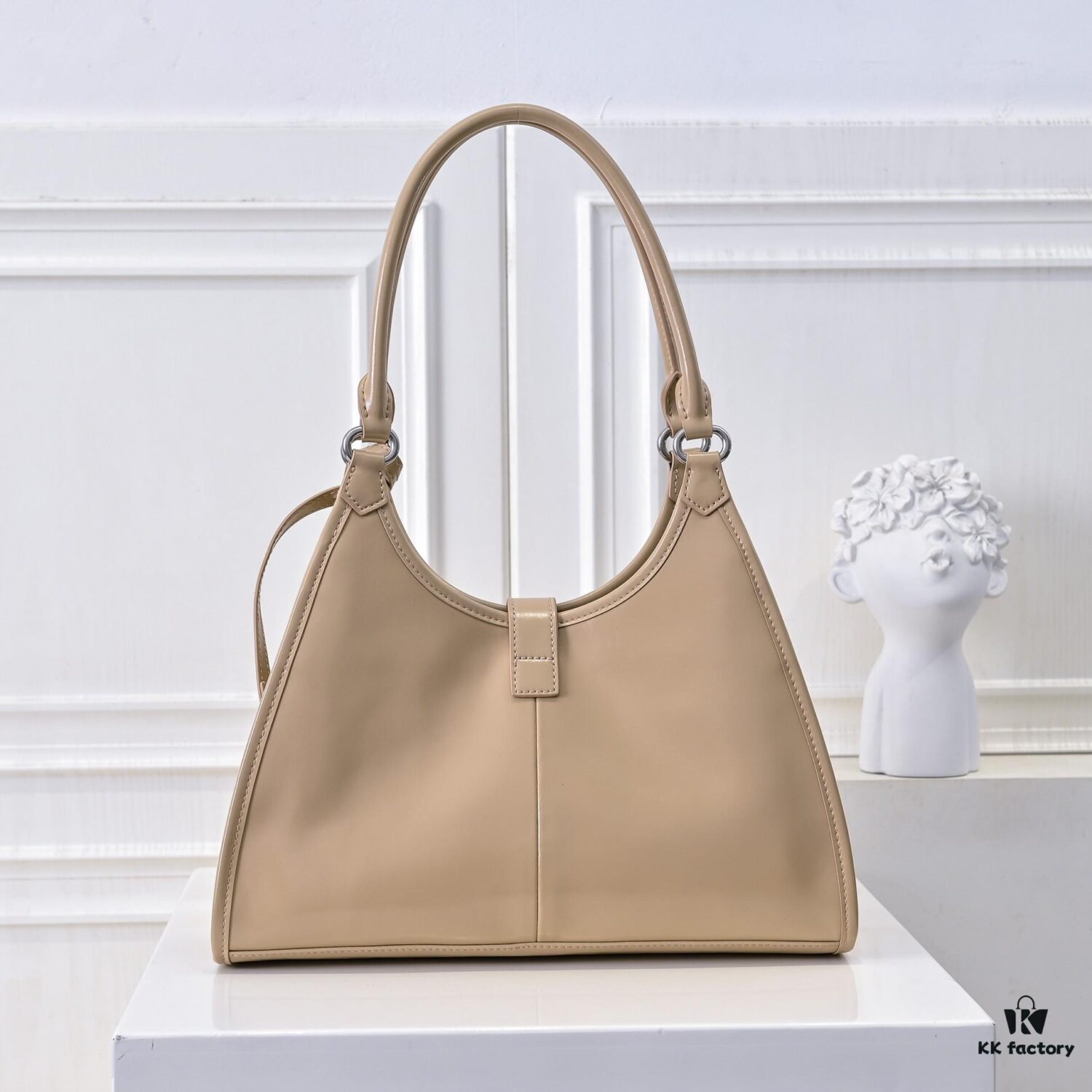 Early Spring Celebration 🎉 PRADA Counter New Arrival 🎉 (All-Leather Series) [Original Order Quality with Matched Hardware] Full-Grain Oil-Waxed Calfskin