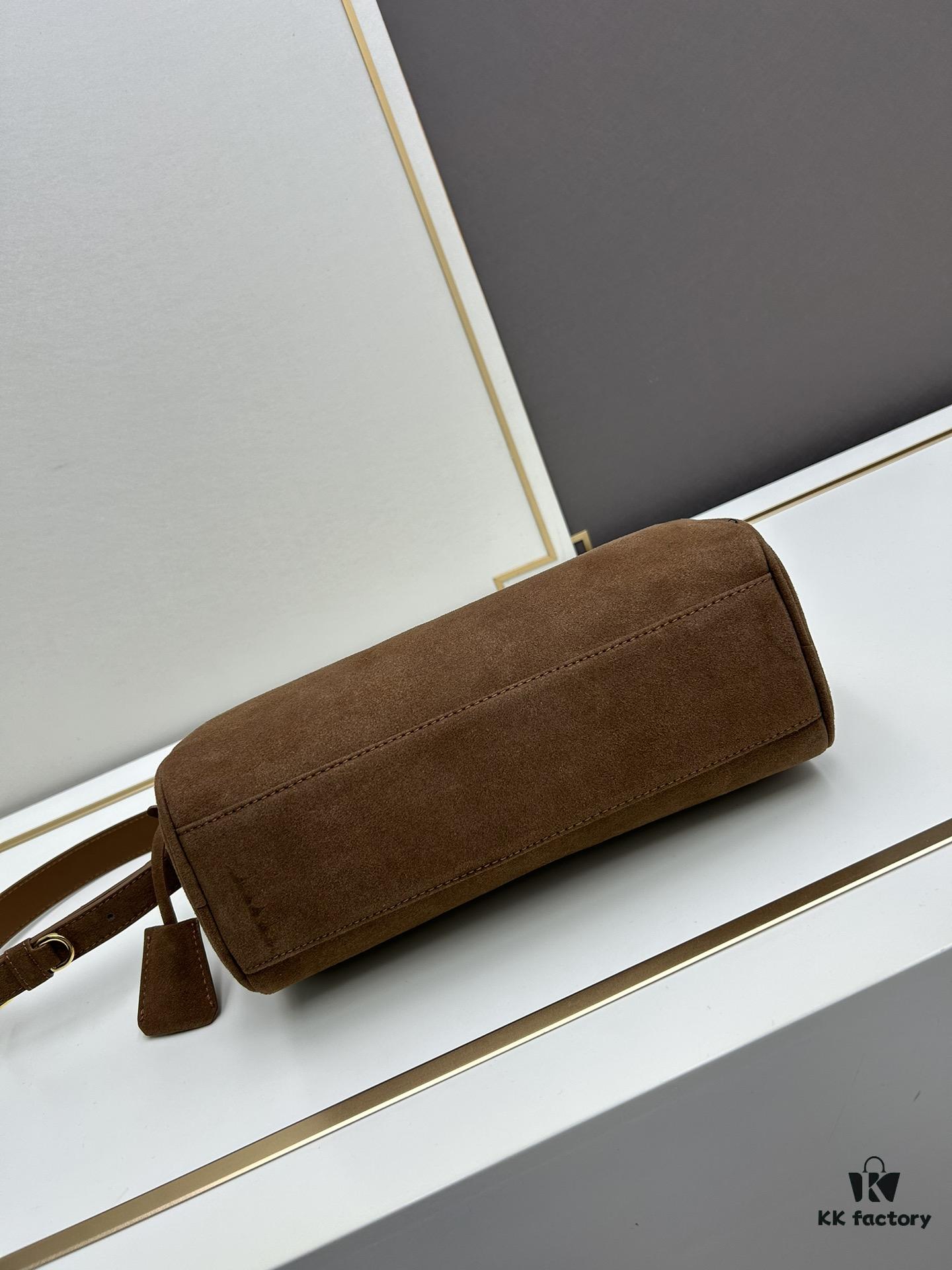 PRADA New Arrival Original Quality Full-Grain Wrinkled Lacquer Calfskin and Suede Lock Bag with Gold-Tone Hardware