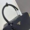 Nylon with Genuine Leather Trim, Full Leather PRADA Counter New Arrival Original Quality Matching Store Hardware Re-Nylon Tote Bag with Lock