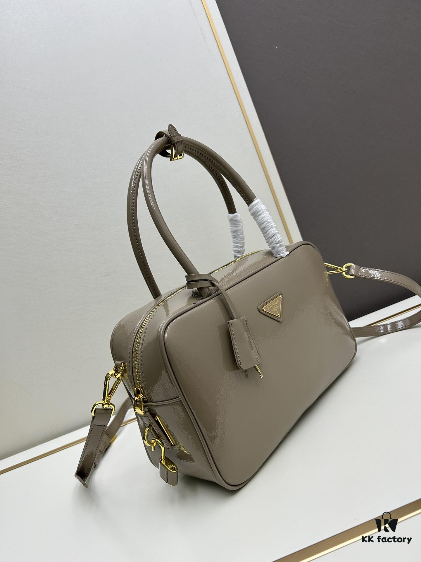 Nylon with Genuine Leather PRADA New Arrival Counter Quality Original Order Level Matching Hardware Recycled Nylon Tote Bag