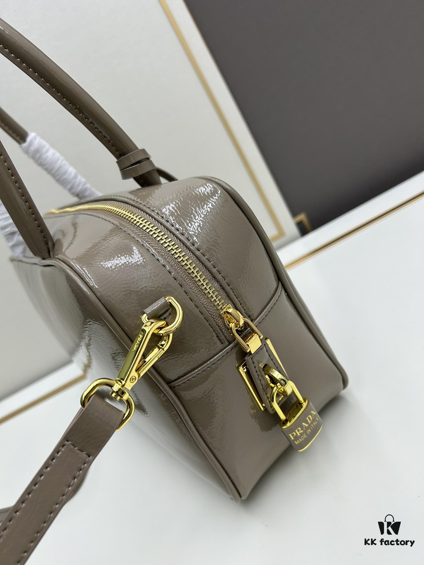 Nylon with Genuine Leather PRADA New Arrival Counter Quality Original Order Level Matching Hardware Recycled Nylon Tote Bag