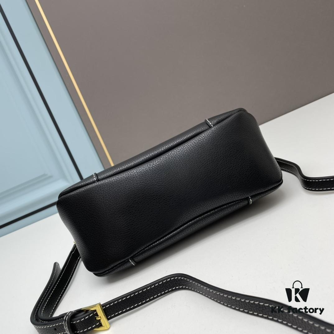 PRADA's New Hit - Horn-shaped Bag with Detachable Chain Strap