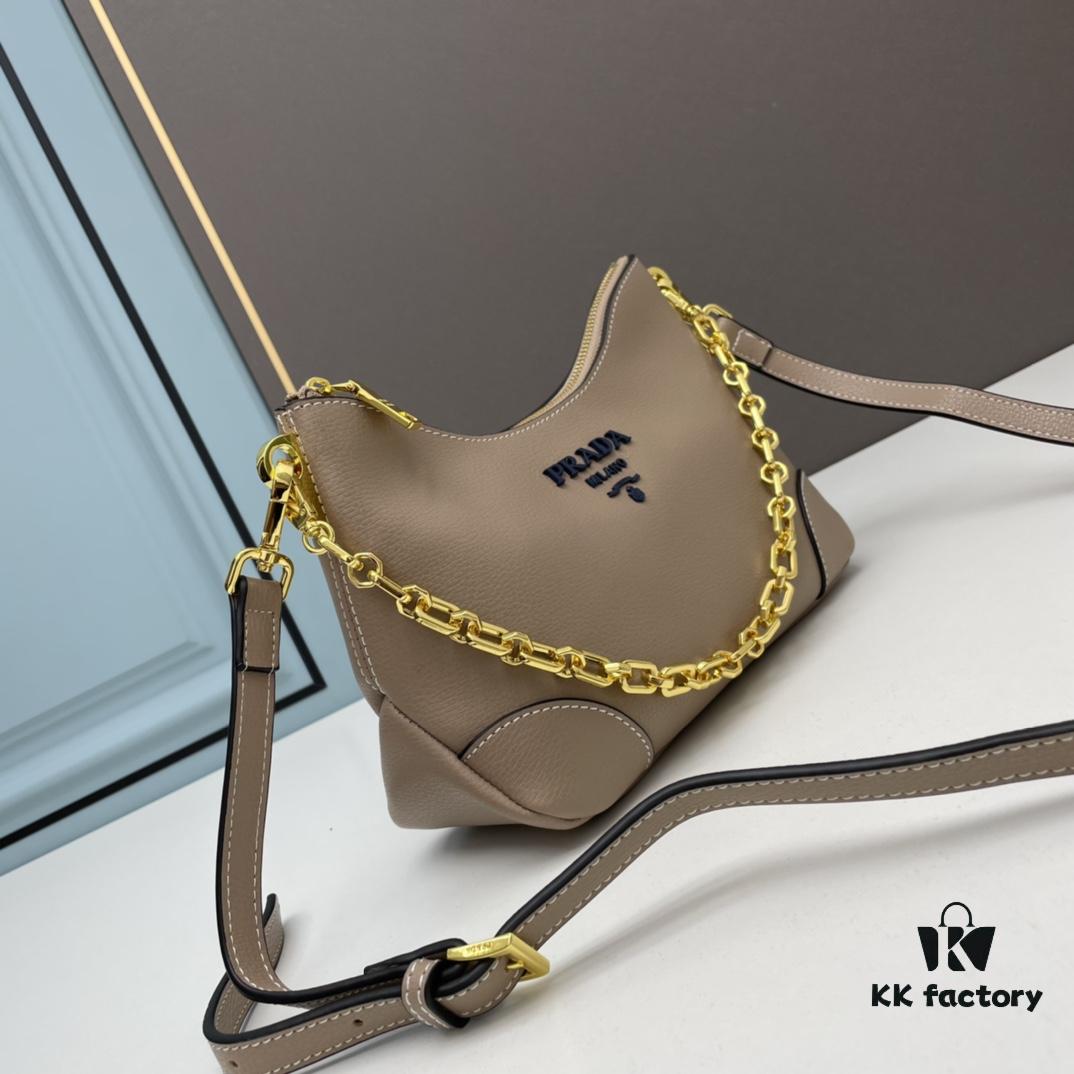 PRADA Must-Have Horn Bag with Detachable Chain Strap – A Perfect Blend of Vintage and Modern Fashion