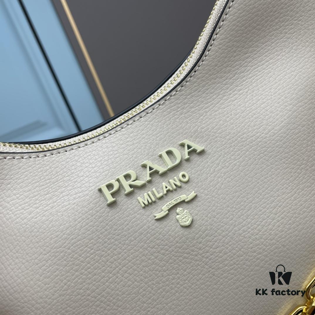 PRADA Must-Have Horn Bag with Detachable Chain Strap – A Perfect Blend of Vintage and Modern Fashion