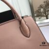 You Are the Most Beautiful – Minimalist and Fashionable Bag for the New Year