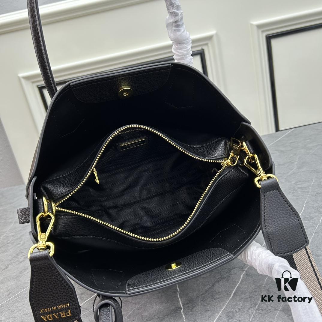 PRADA Mother-Child Bag - Latest Bestseller, Made from Imported Saffiano Leather, Double Leather Top Handles, Detachable and Adjustable Wide Leather Shoulder Strap, Two Exterior Zip Pockets, Classic Galleria Tote Design