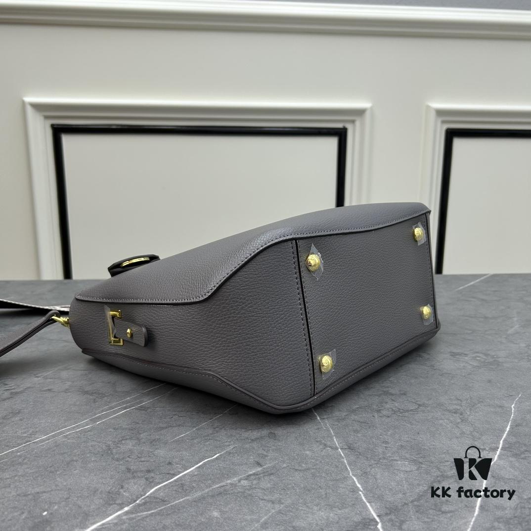 PRADA Mother-Child Bag - Latest Bestseller, Made from Imported Saffiano Leather, Double Leather Top Handles, Detachable and Adjustable Wide Leather Shoulder Strap, Two Exterior Zip Pockets, Classic Galleria Design