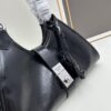 PRADA Counter New Arrival (All-Leather Series) Original Order Quality with Authentic Hardware Full-Grain Oil-Waxed Cowhide Shoulder Bag