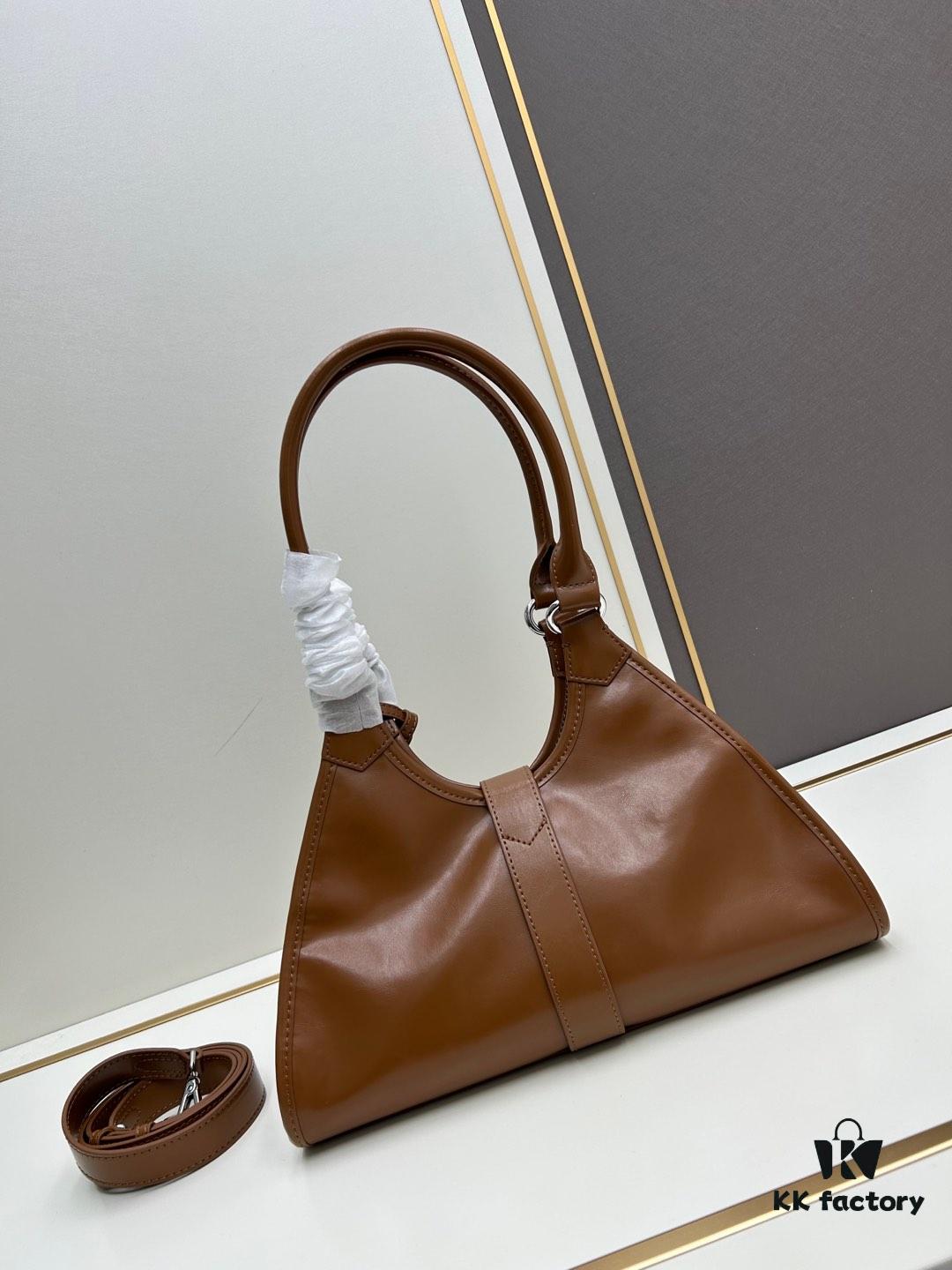 PRADA New Arrival Shoulder Bag (Full Leather Series) - Original Quality with Authentic Hardware, Full-Grain Wax Oil Cowhide