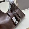 PRADA Counter New Arrival (All-Leather Series) Original Order Quality with Matching Hardware Full-Grain Oil-Waxed Cowhide Shoulder Bag