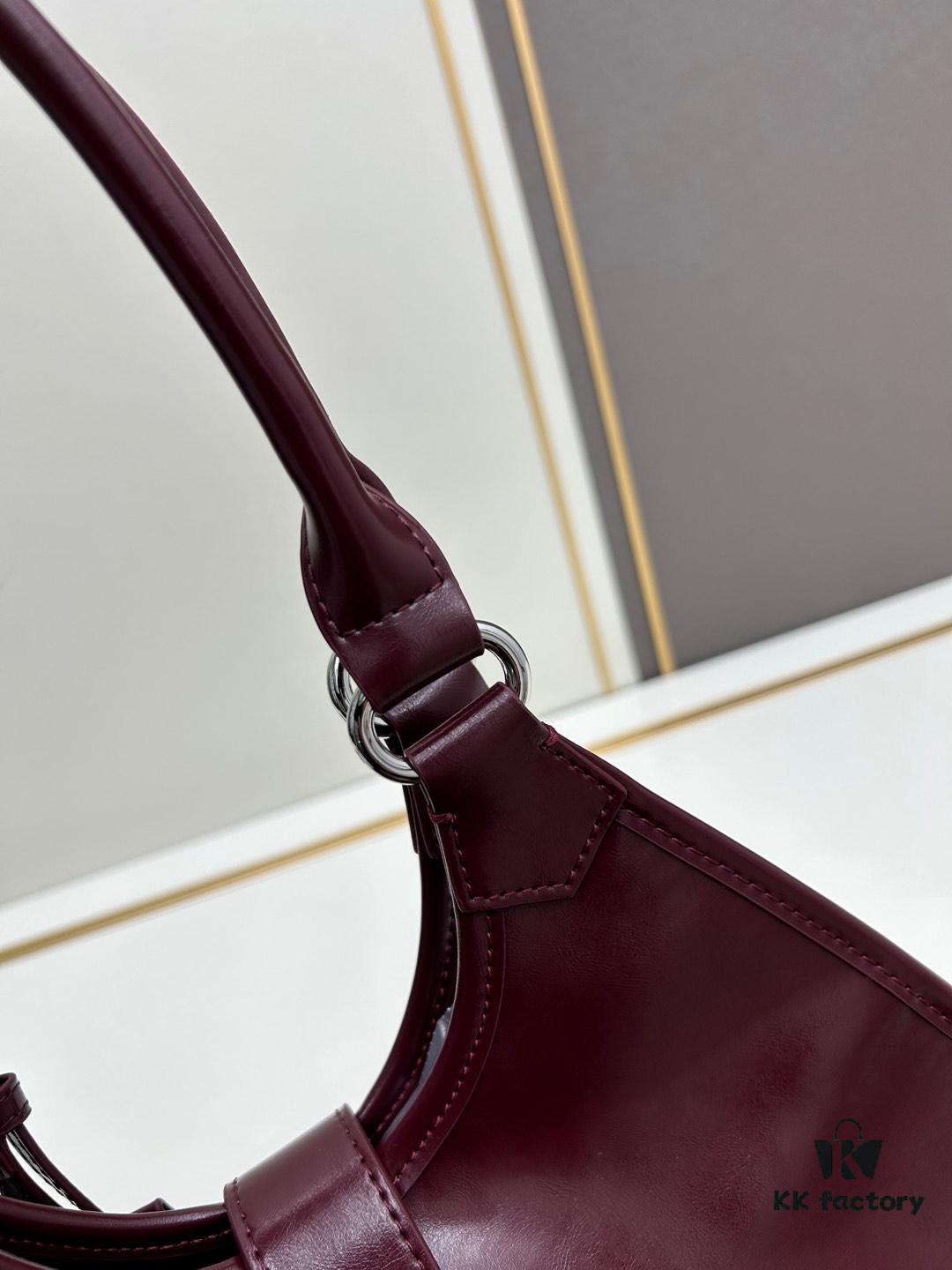 PRADA New Arrival Genuine Full-Grain Oil-Waxed Calfskin Shoulder Bag