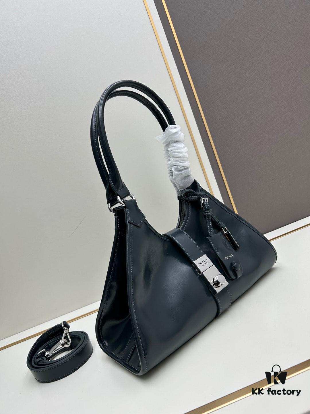 PRADA Counter New Arrival (Full Leather Series) — Original Quality with Authentic Hardware, Full-Grain Wax Oil Cowhide