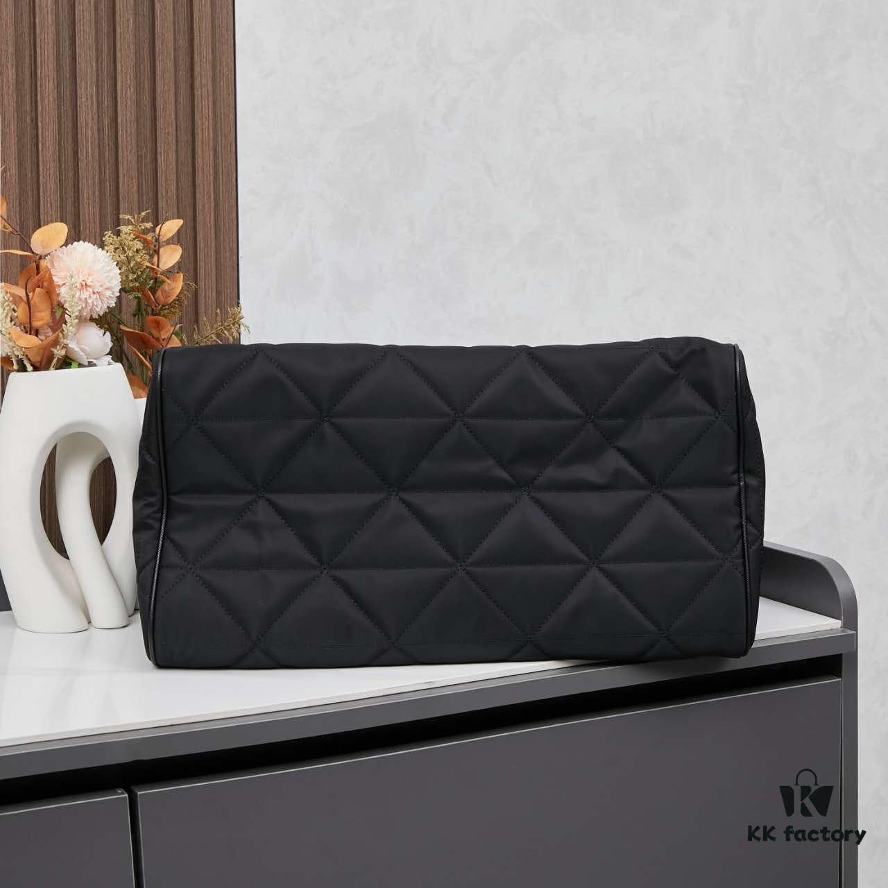 Prada New Re-Nylon Travel Bag for Men and Women – Quilted Recycled Nylon with Iconic Design