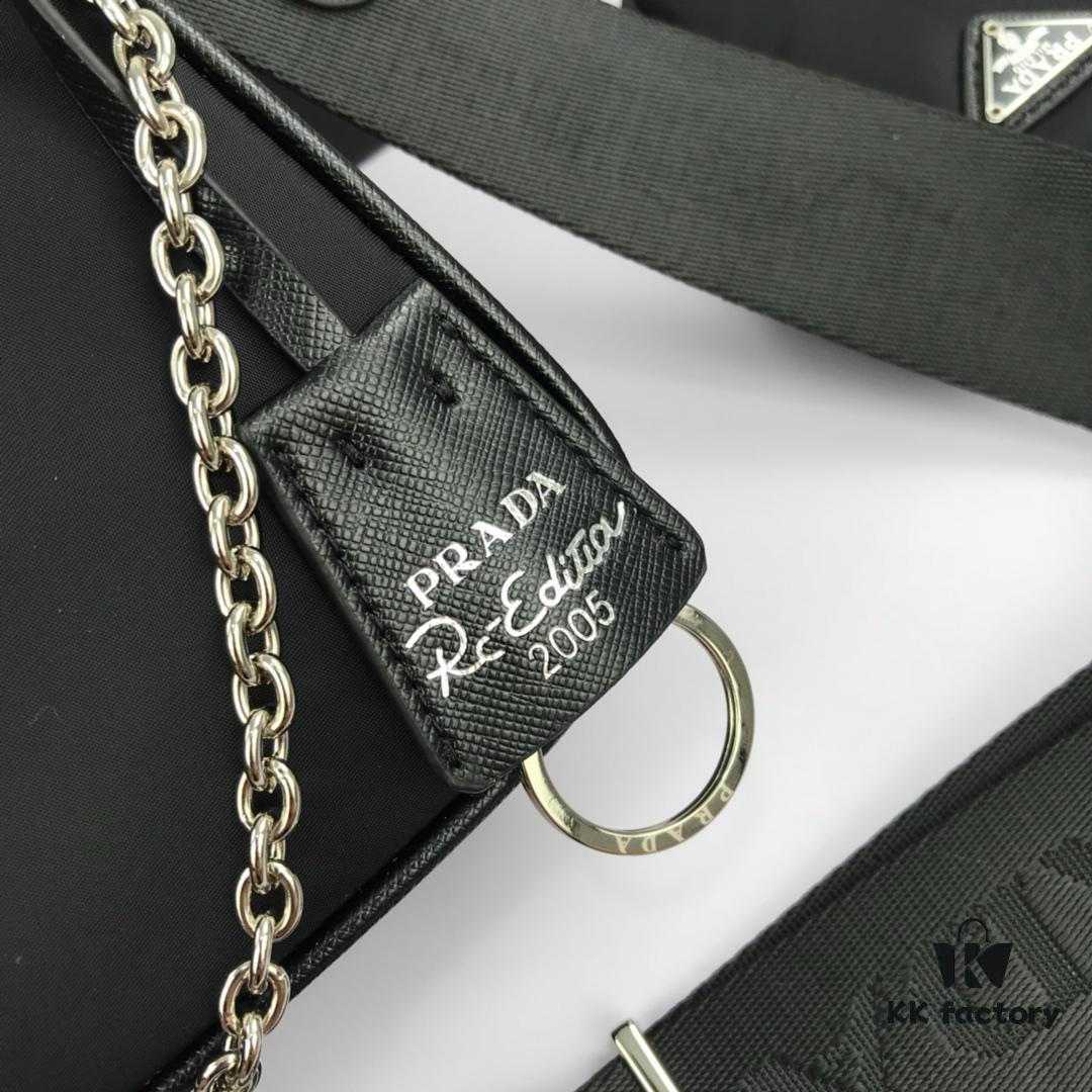 Top Quality Original Order 🎉 Prada New Nylon Hobo Handbag / Underarm Bag 😘😘