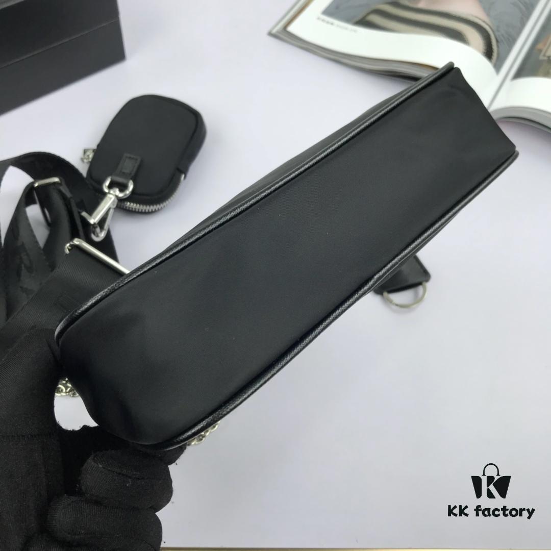 Top Quality Replica Prada New Nylon Hobo Bag with Box - 1BH204