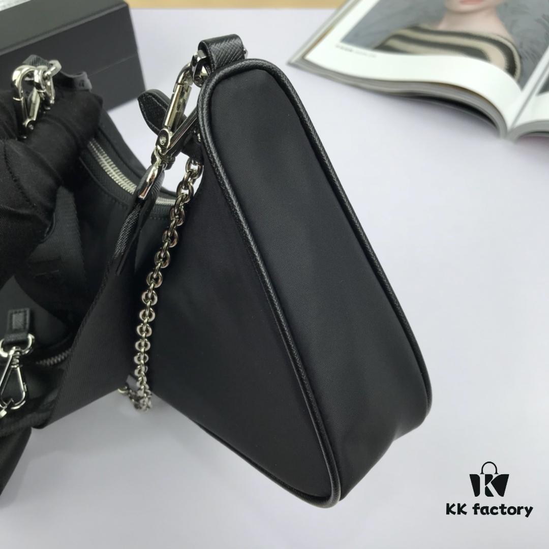 Top Quality Replica Prada New Nylon Hobo Bag with Box - 1BH204