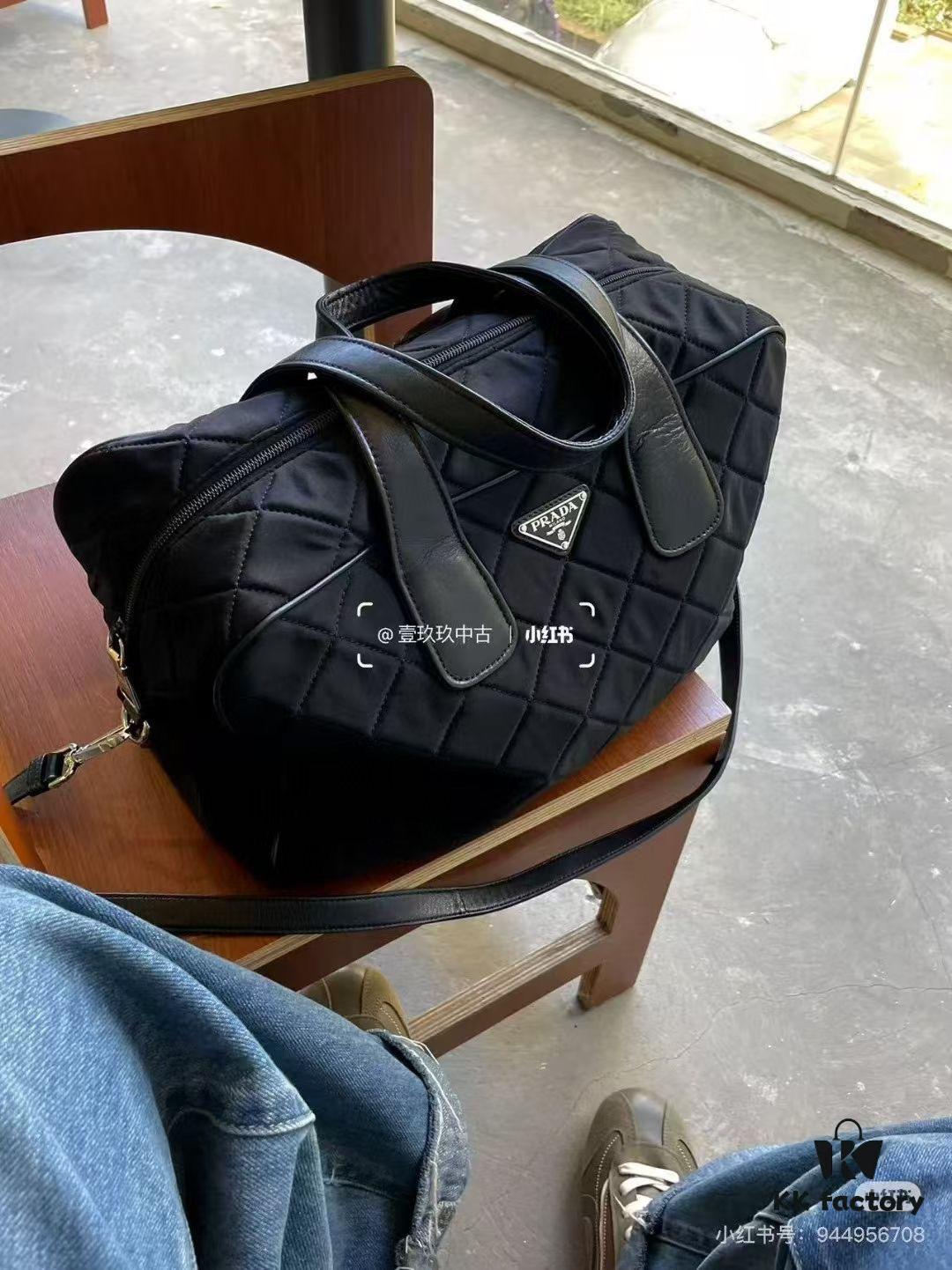 Prada New Arrival Travel Bag – Unisex Re-Nylon Quilted Duffel