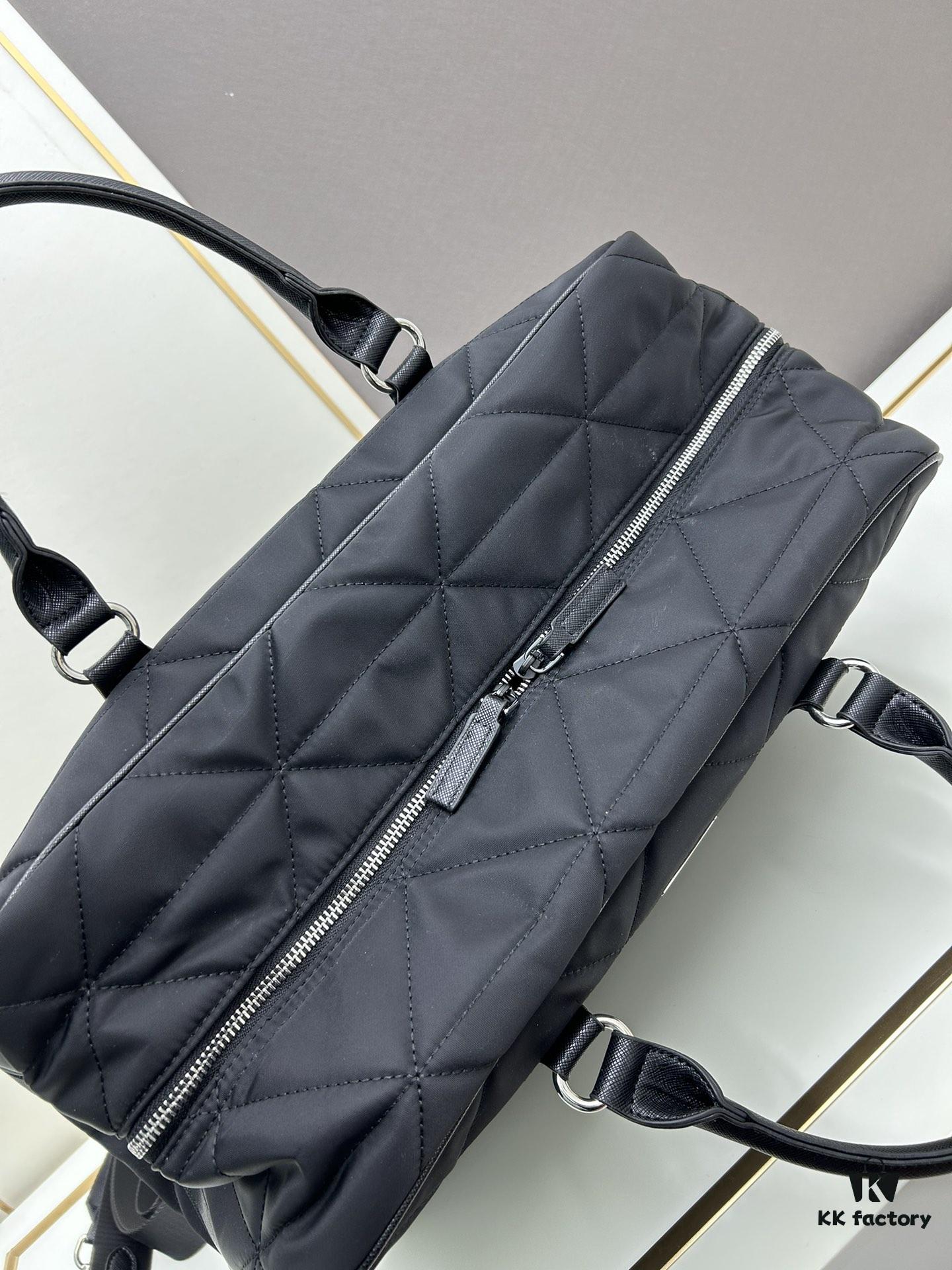 Prada New Re-Nylon Travel Bag for Men and Women – Quilted Regenerated Nylon with Iconic Design