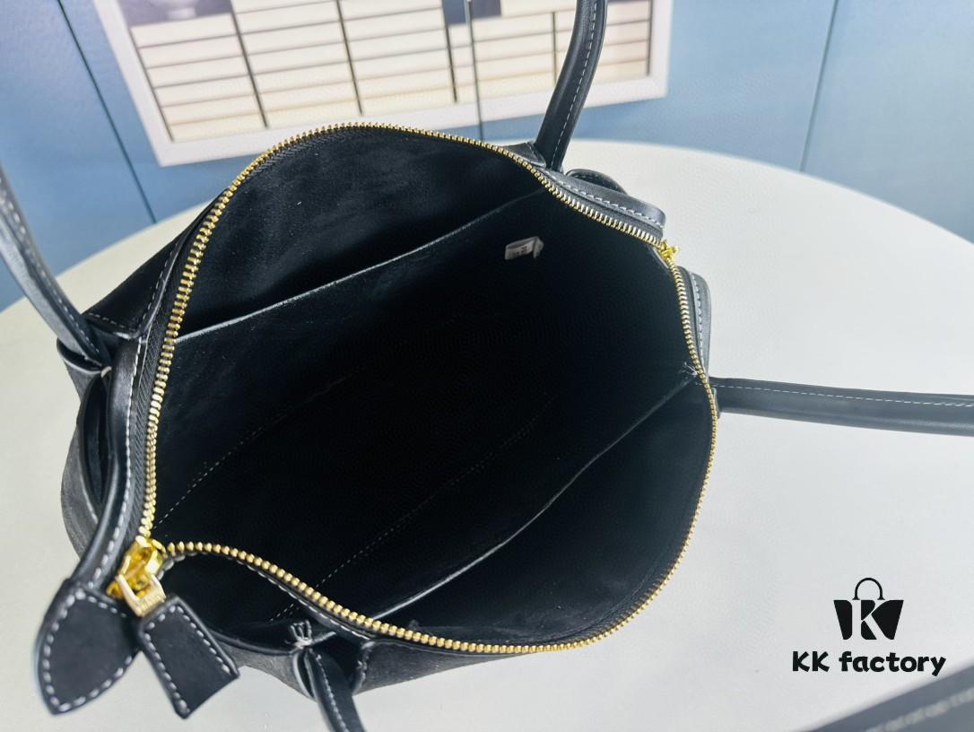 New Fall/Winter Prada Arrival – Sophisticated Brown Tones Exude Warmth and Elegance