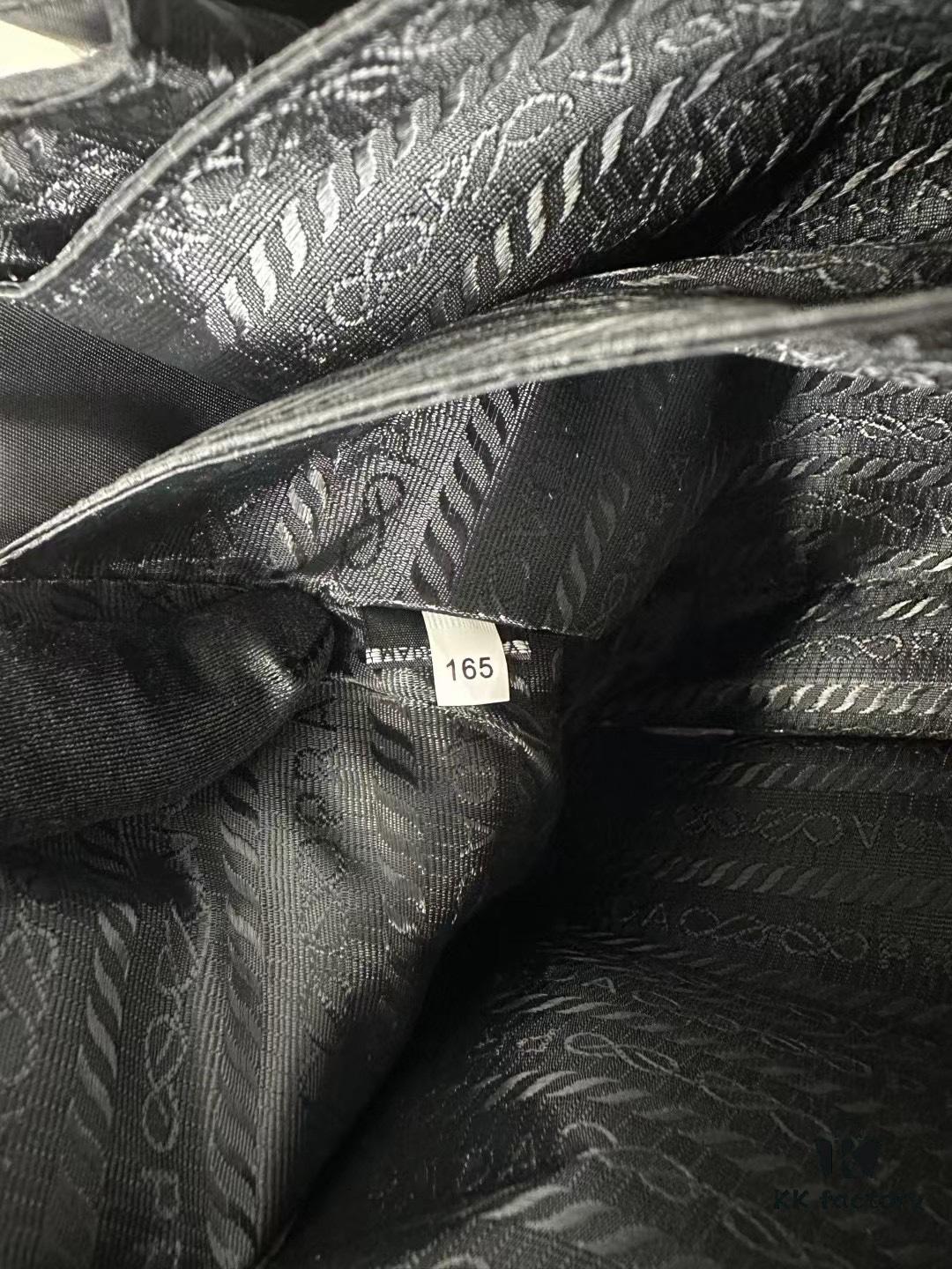 PRADA Large Size Leather-Trimmed Imported Parachute Fabric Bag