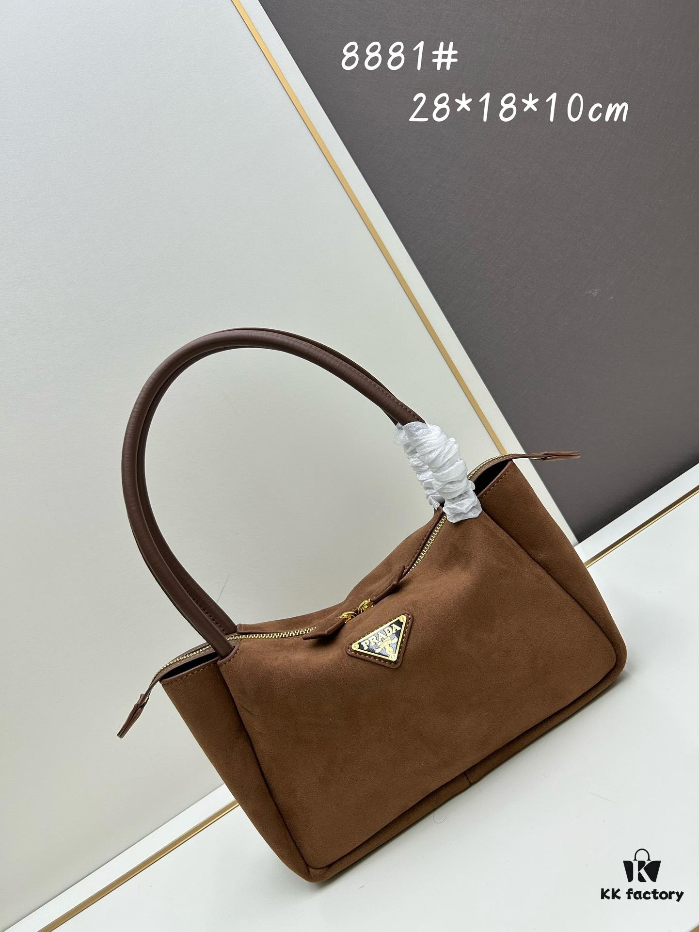 New Arrival Fall/Winter Prada FW Collection – Sophisticated Brown Tones with Elegant Simplicity