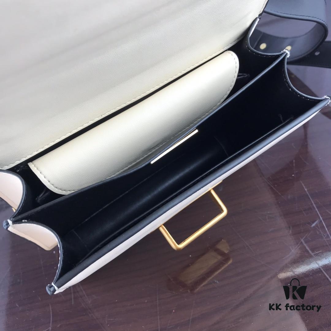 Authentic Top Quality PRADA Handbag 1BD045 20*14*8CM, Premium Calfskin with Vintage Hardware