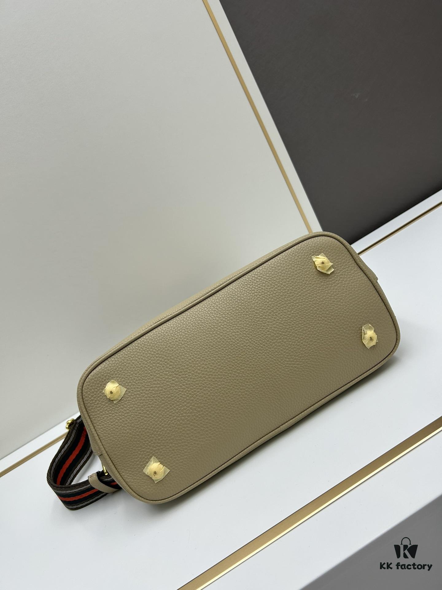 PRADA High-Quality Cabinet Classic Retro Handbag - Large Size