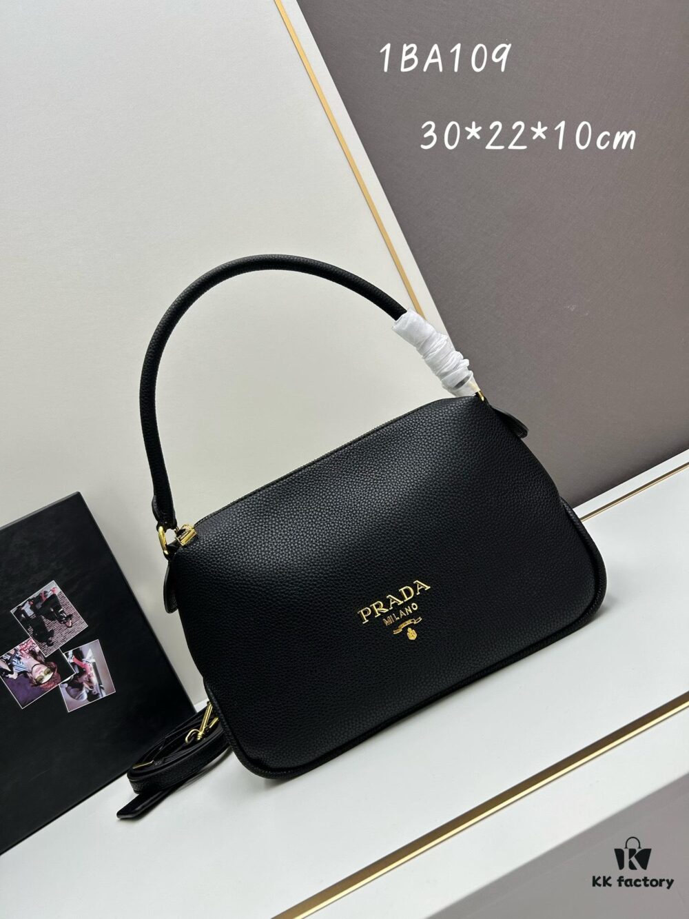 PRADA - Bestseller Recommendation: Fashionable Casual Style, Newest Imported Rough Clematis Leather with Original Hardware, Top Craftsmanship, Unique and Elegant Luxury Design