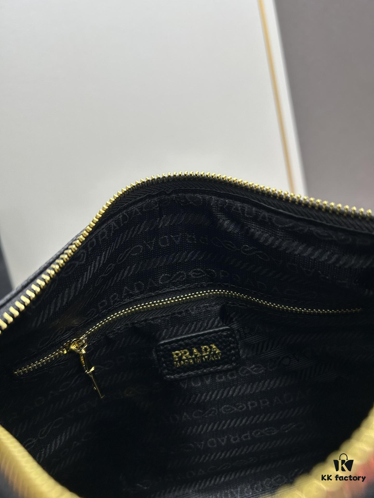 PRADA - Bestseller Recommendation: Fashionable Casual Style, Newest Imported Rough Clematis Leather with Original Hardware, Top Craftsmanship, Unique and Elegant Luxury Design