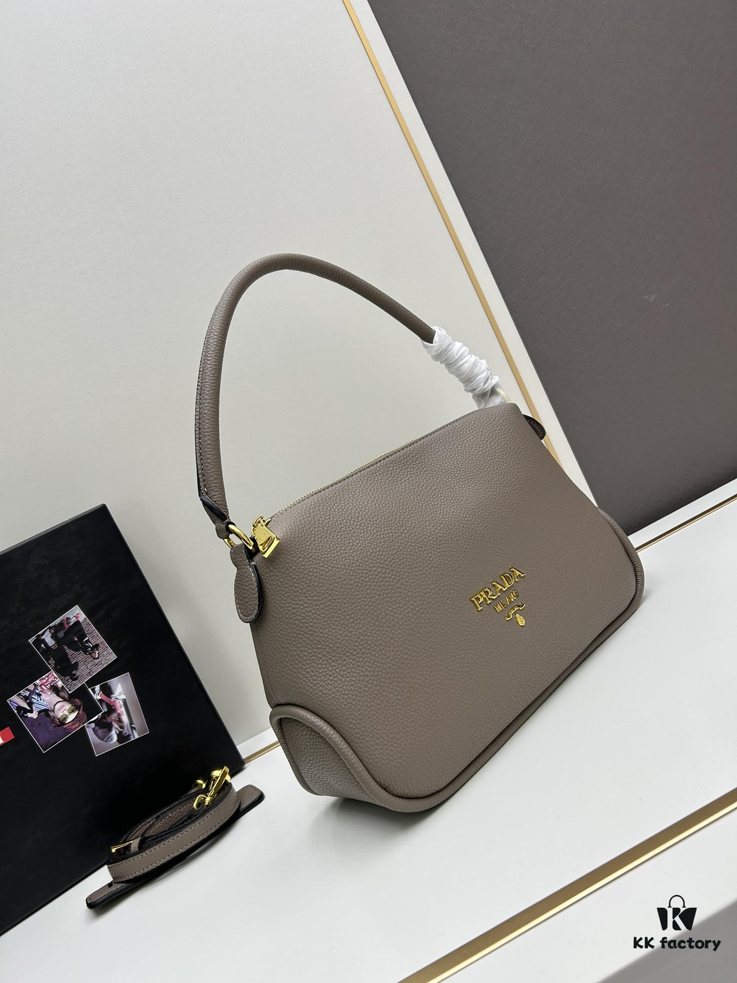 PRADA - Bestseller Recommendation: Fashionable Casual Style, New Arrival Imported Coarse Crocodile-Textured Calfskin with Original Hardware, Top-Quality Craftsmanship, Unique and Luxurious Design