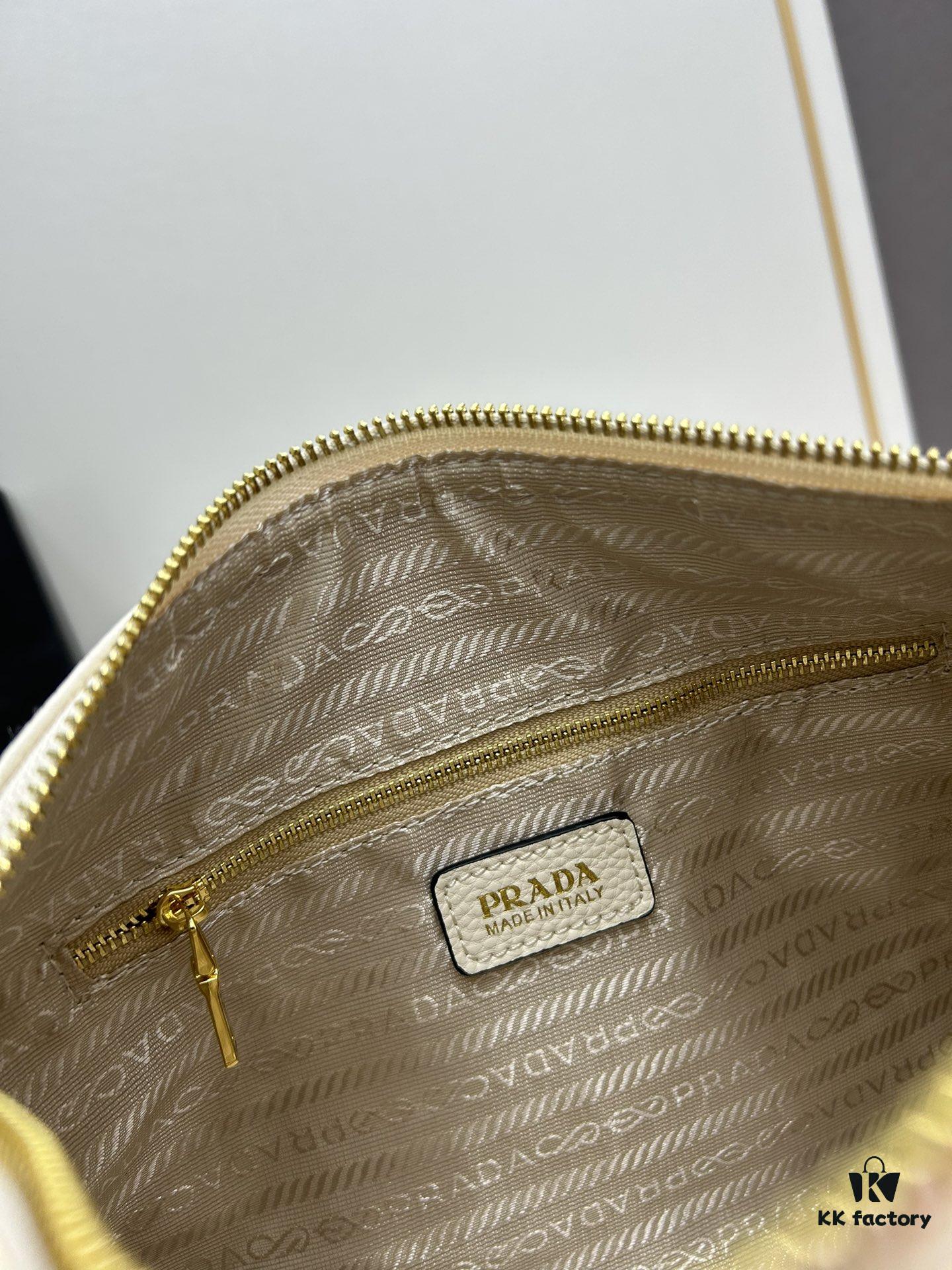 PRADA - Bestseller Recommendation: Fashionable Casual Style, Latest Imported Coarse Alligator Grain Calfskin with Original Hardware, Top Craftsmanship, Unique and Luxurious Design