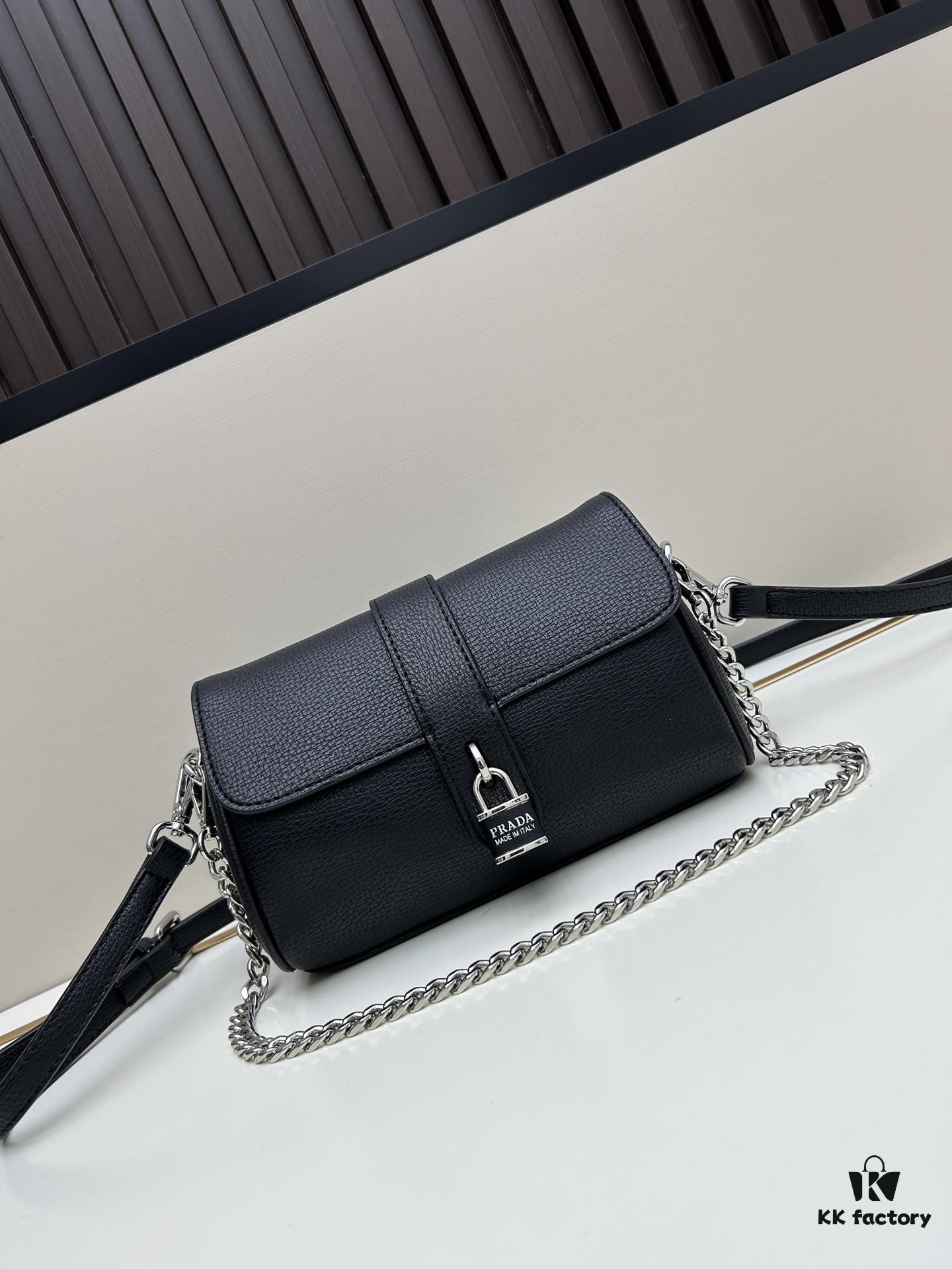 Exclusive Launch - High-Quality Prada-Style Lock Bag ✨ Pillow Top Handle Bag, Genuine Palm Grain Leather, Smooth Oiled Edges, Premium Craftsmanship, Thick and Soft Leather