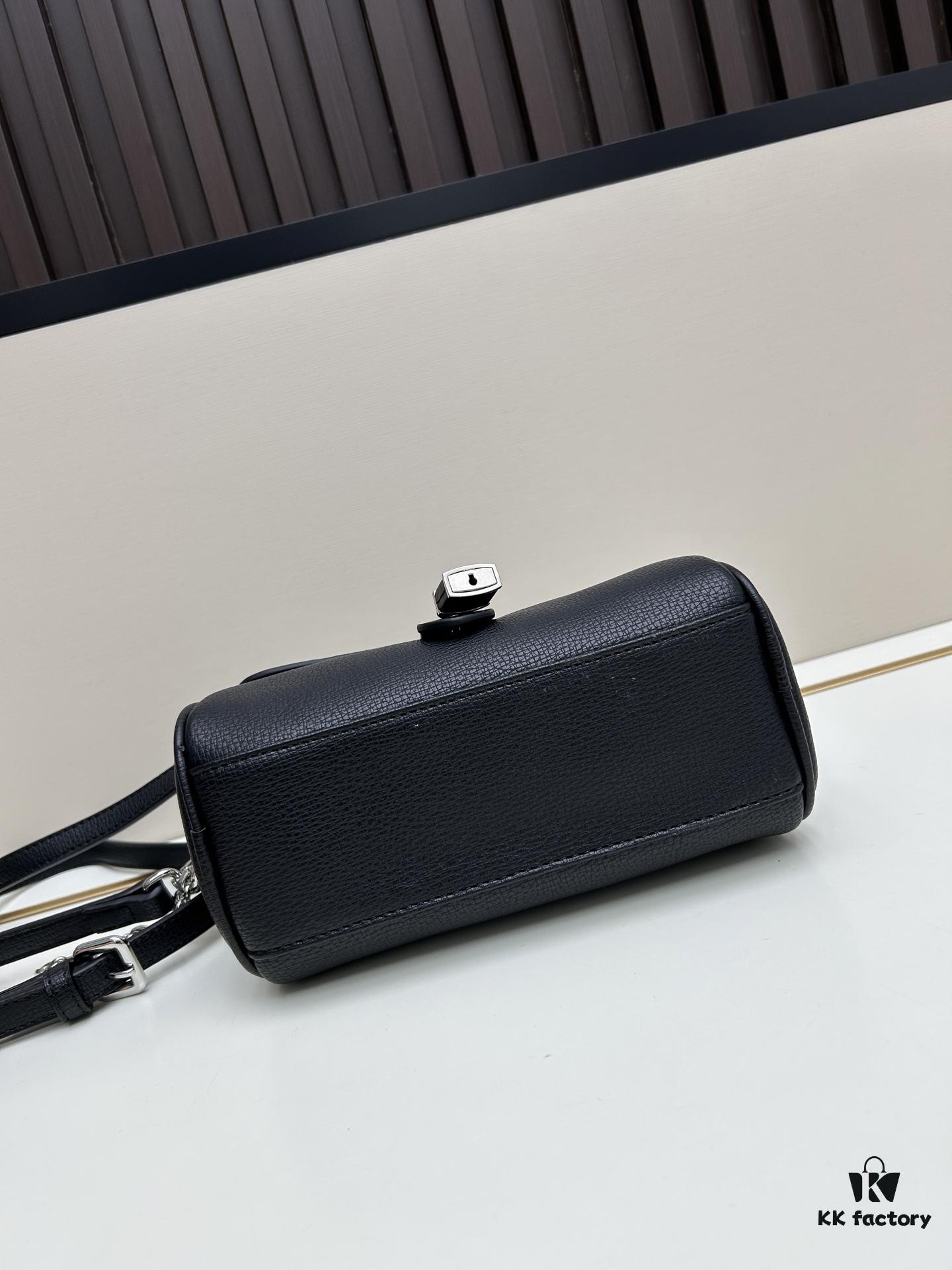 Exclusive Launch - High-Quality Prada-Style Lock Bag ✨ Pillow Top Handle Bag, Genuine Palm Grain Leather, Smooth Oiled Edges, Premium Craftsmanship, Thick and Soft Leather