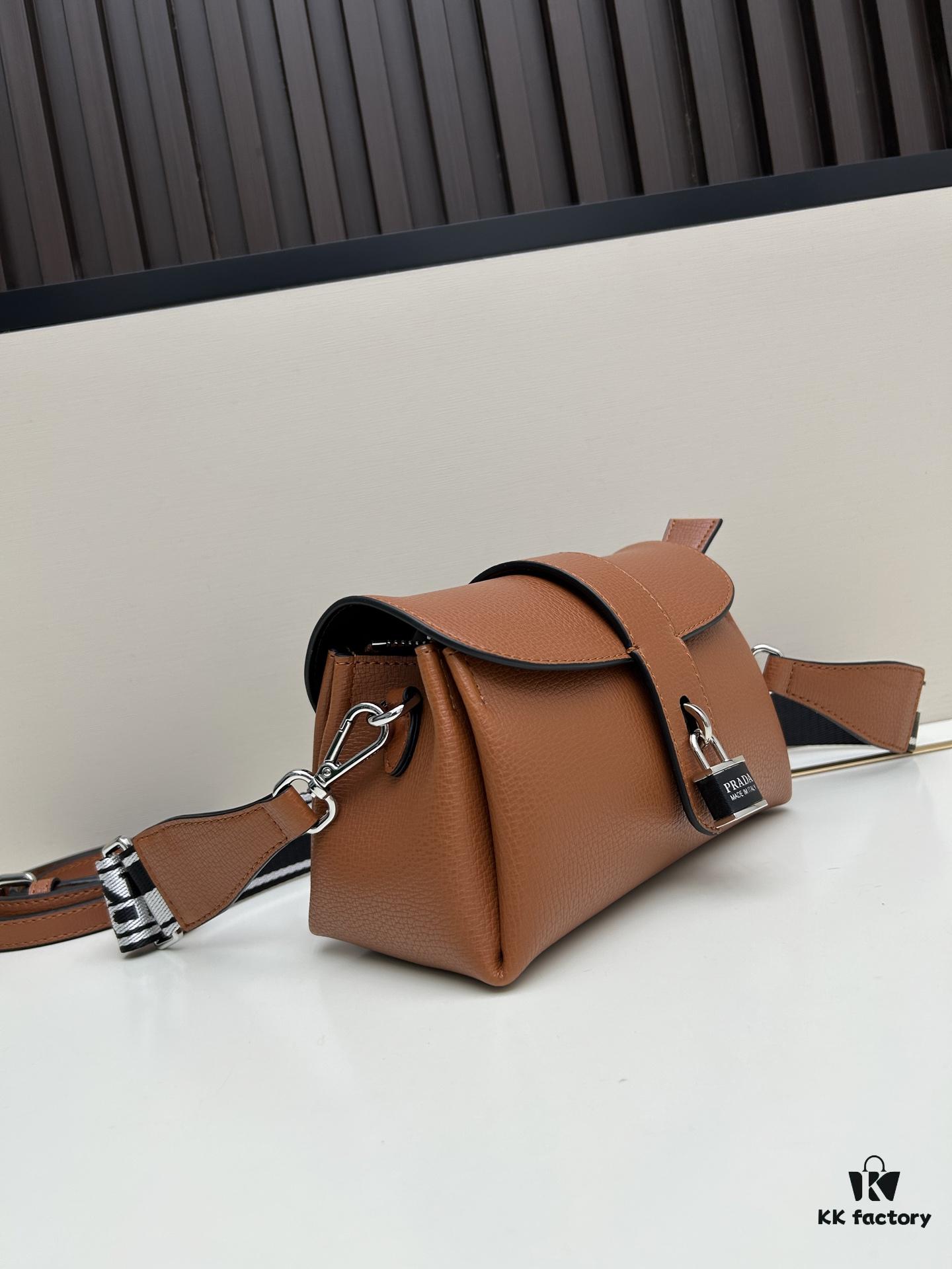 Exclusive Launch - High-Quality Prada-Style Flip Top Bag, Bestselling Flap Design with Dual Shoulder Straps, Genuine Deer-Textured Calfskin, 2025 Fashion All-Season Women's Handbag