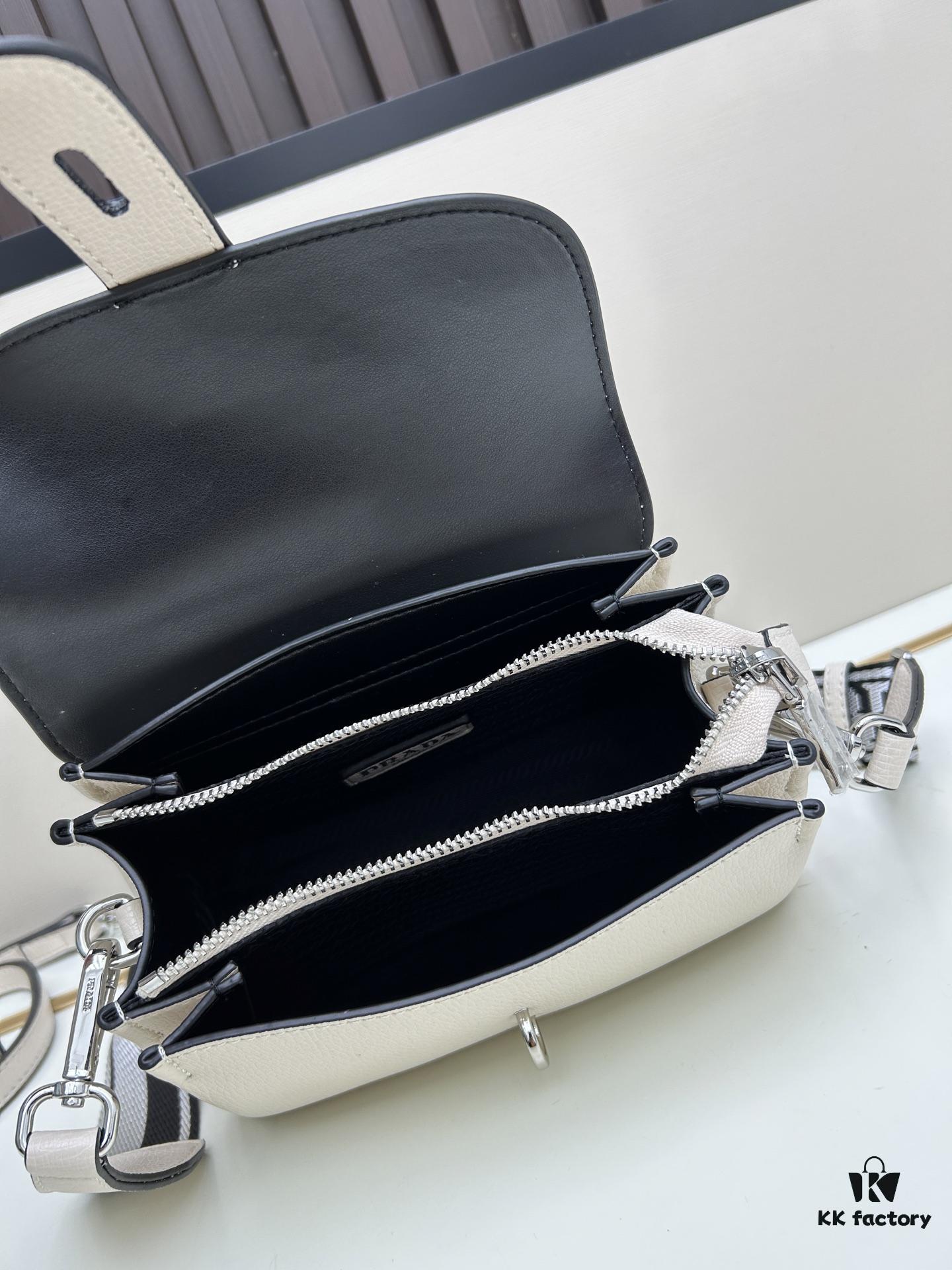 Exclusive Launch - High-Quality Prada-Style Flip Top Bag, Bestselling Flap Design with Dual Shoulder Straps, Genuine Deer-Grain Calfskin, 2025 Fashion Trend All-Season Women's Handbag