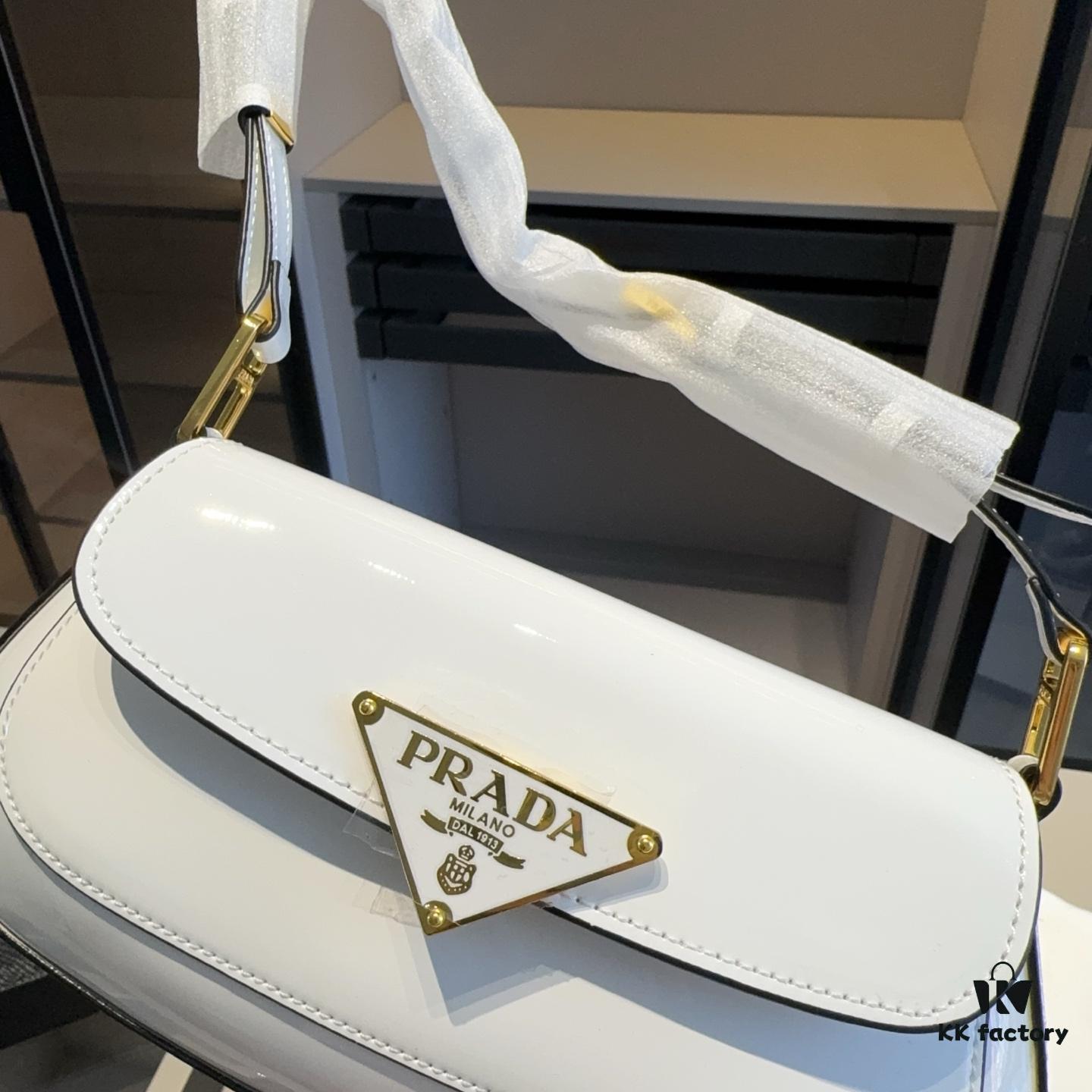 New Arrival 🔜 Upgraded Version🔥 Prada Official Store New Style Crossbody Bag – Shoulder Bag with Long Strap, Celebrity Match! High Attention-Grabbing, Same as Retail Quality, Comparable to Authentic