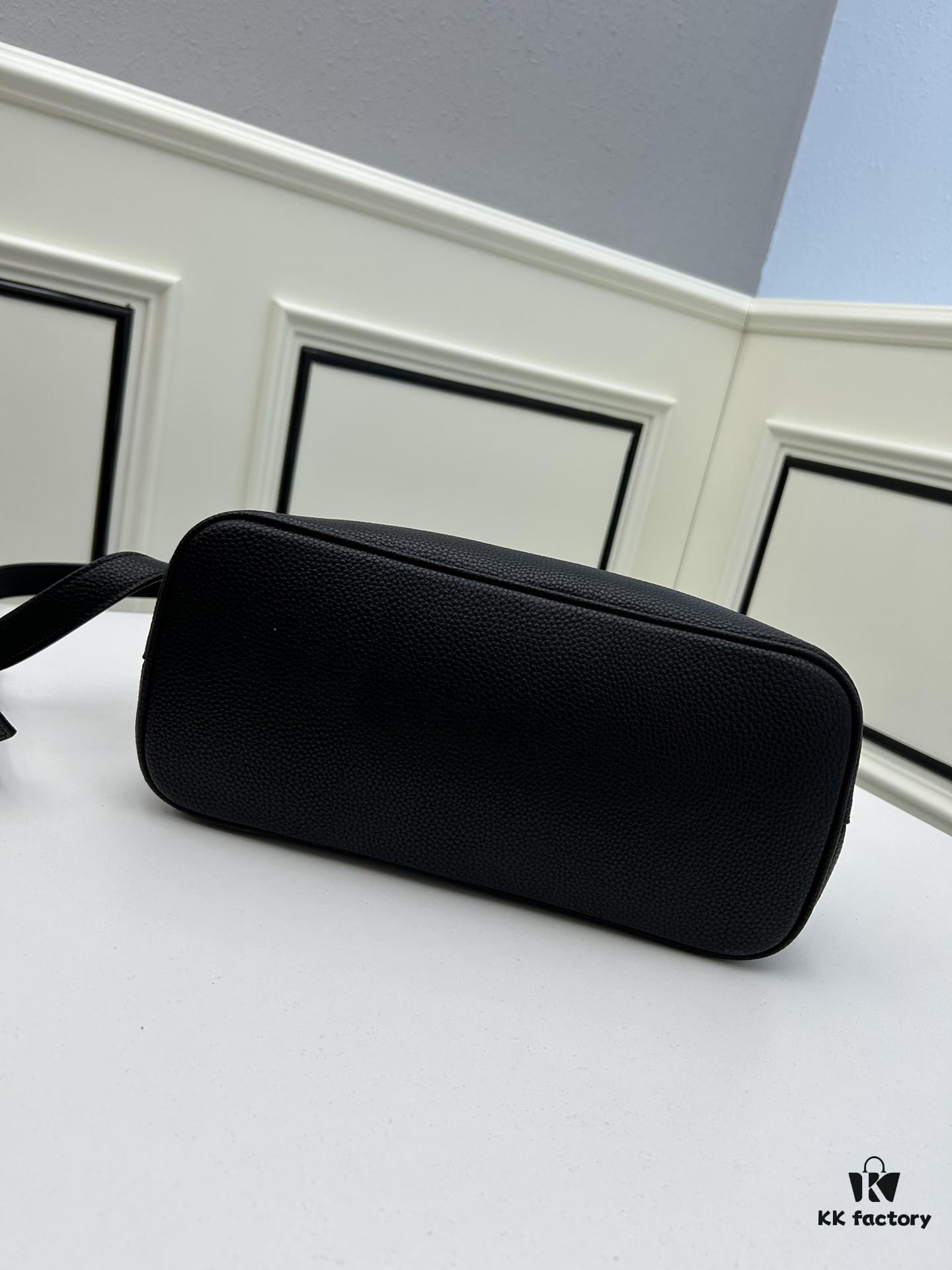 Upgraded Large Size 🌹 PRADA PRADA New Counter Style (Large Version) Fine Pebbled Texture Arrived